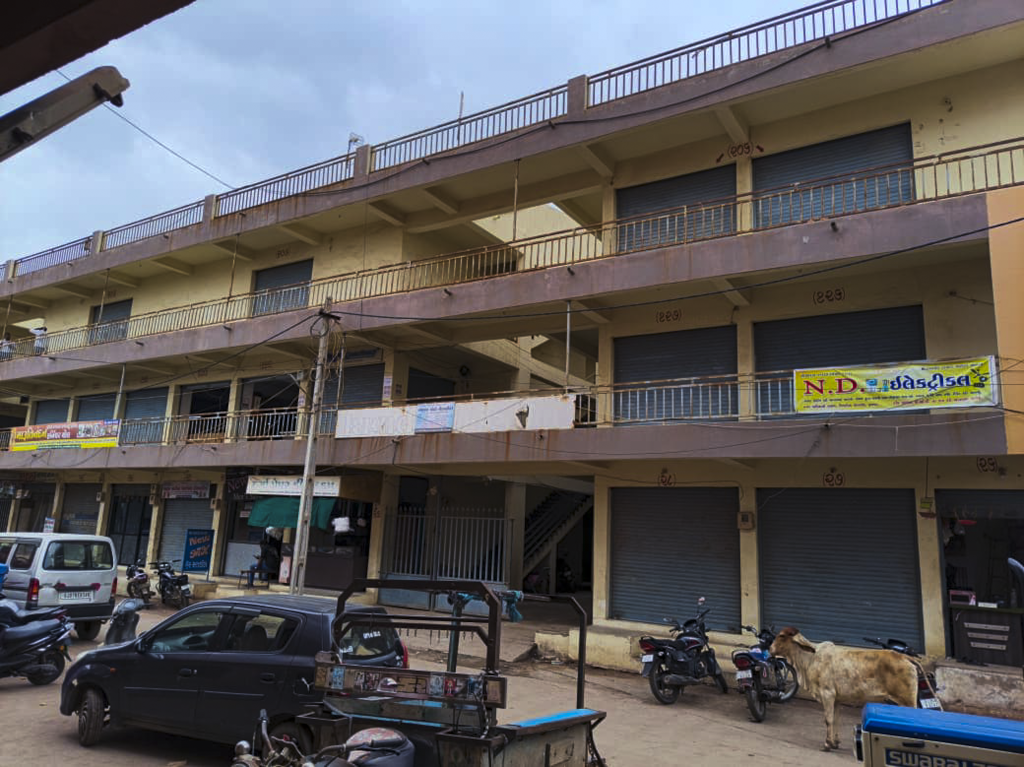 172.87 square meter Shops for sale in Halvad Halvad — photo 9