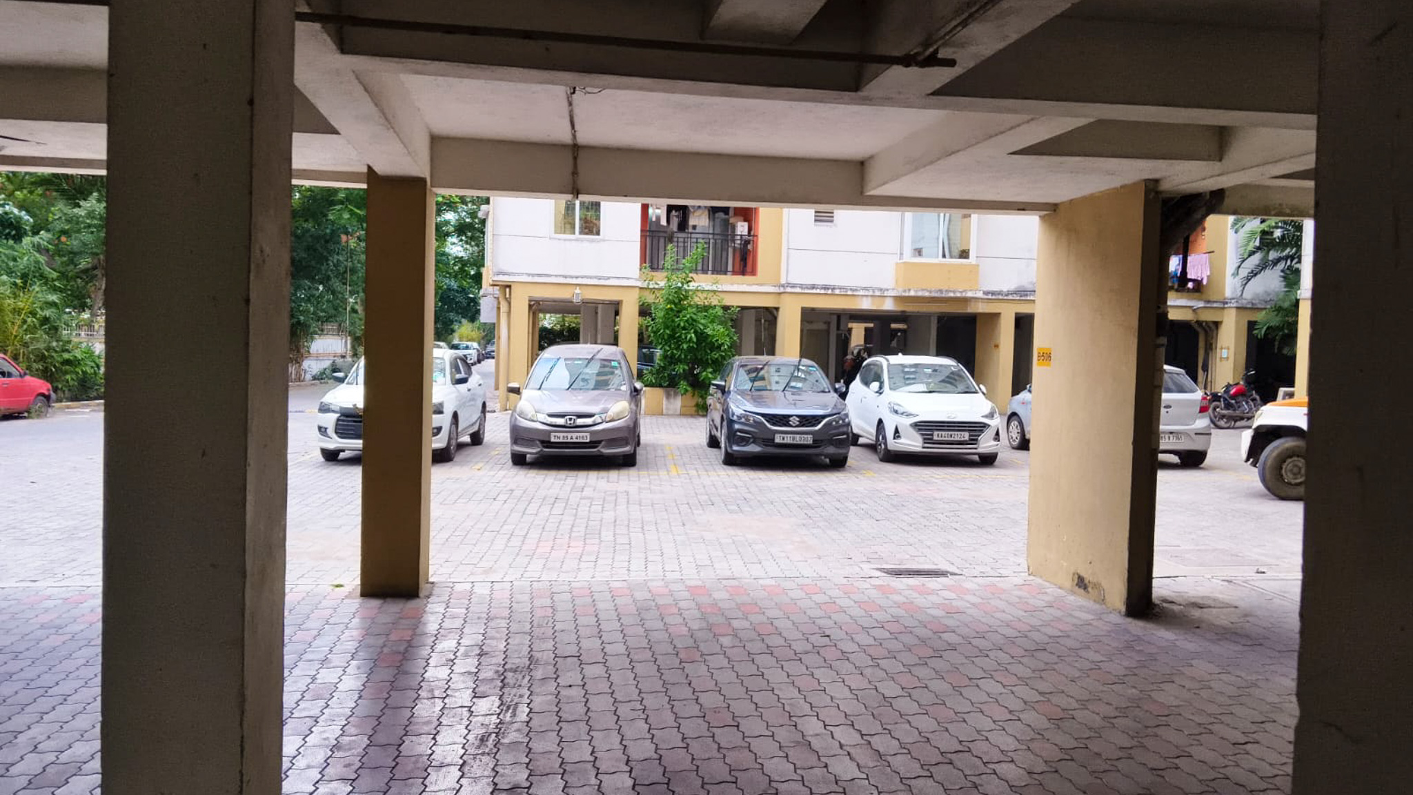 3 BHK Flat for sale in THE ROYAL CASTLE, THIRUMUDIVAKKAM Chennai — photo 4