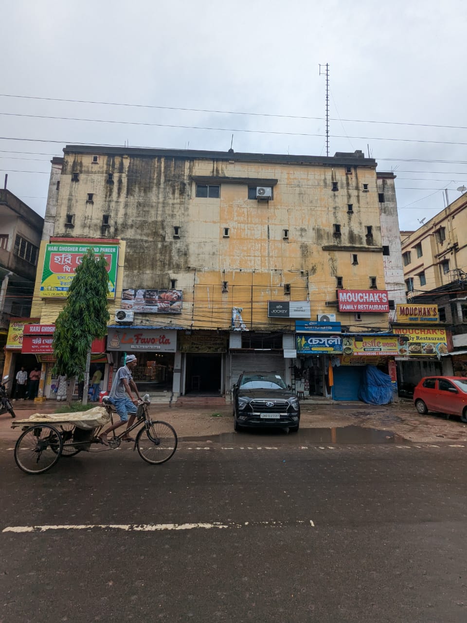 CINEMA HALL for sale in Barasat — photo 1