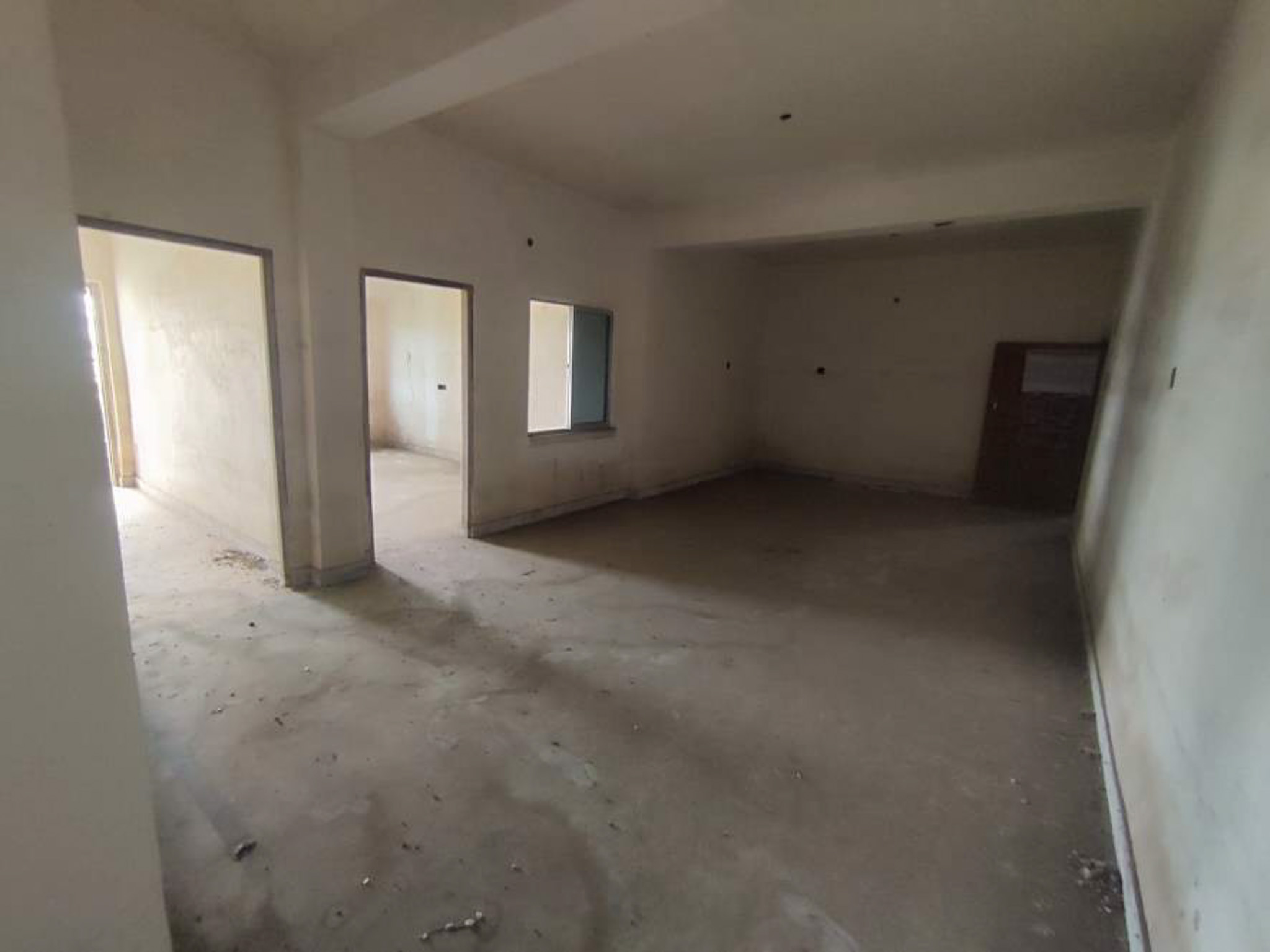 Flat for sale in Barasat — photo 1