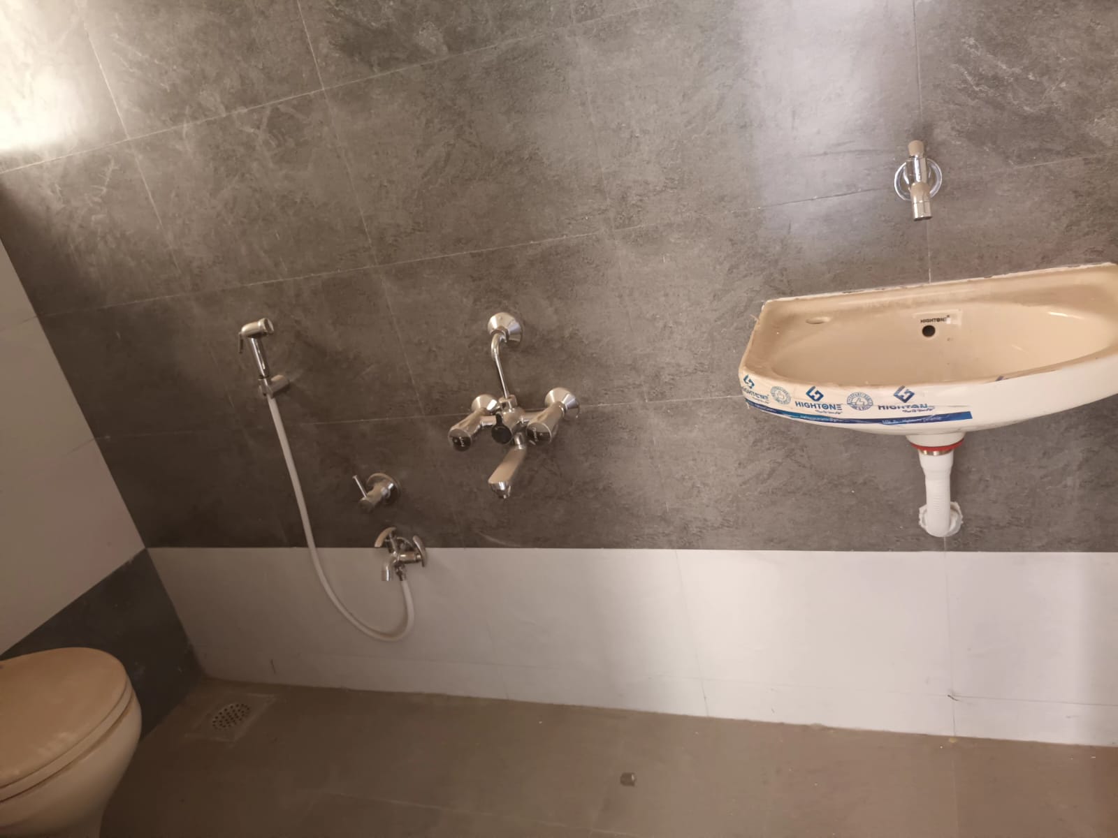 3 BHK Flat for sale in Harmony Residency, Vadodara Vadodara — photo 13