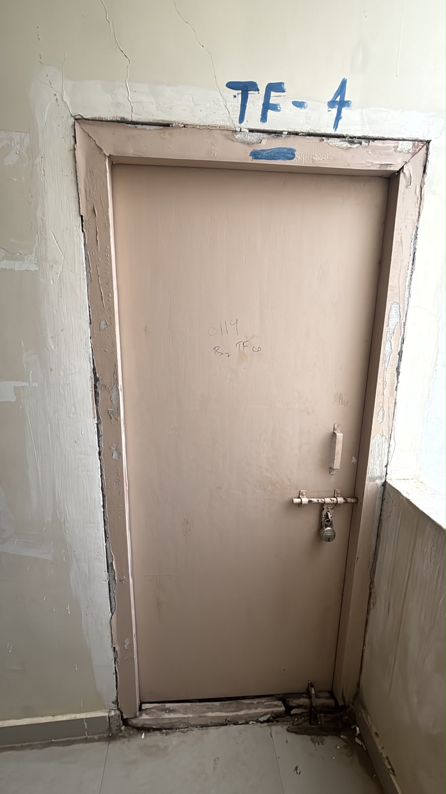 292 square feet Flat for sale in ANANTHVARAM Amaravati — photo 1