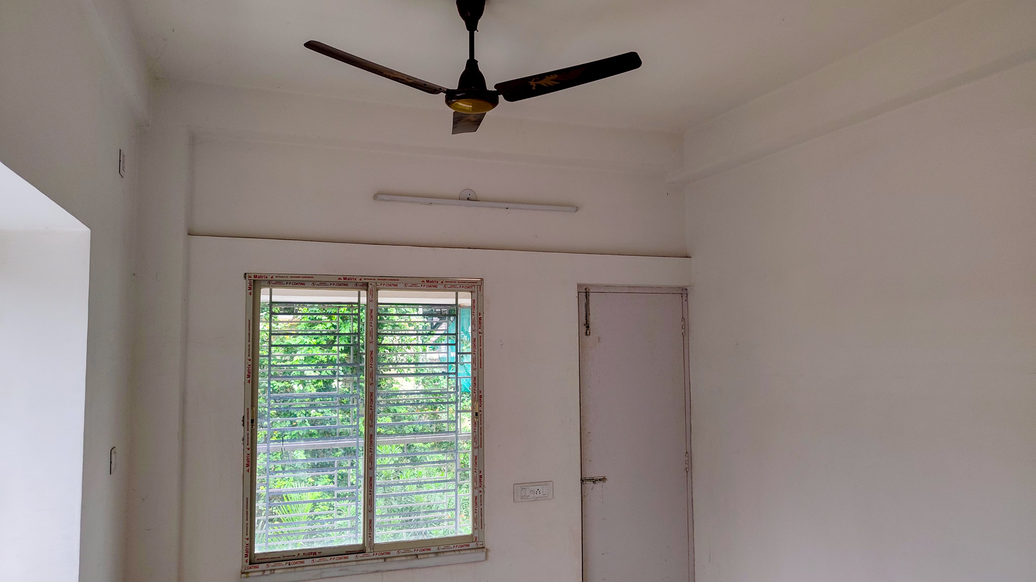 1690 square feet Flat for sale in DIAMOND PARK JOKA Kolkata — photo 14