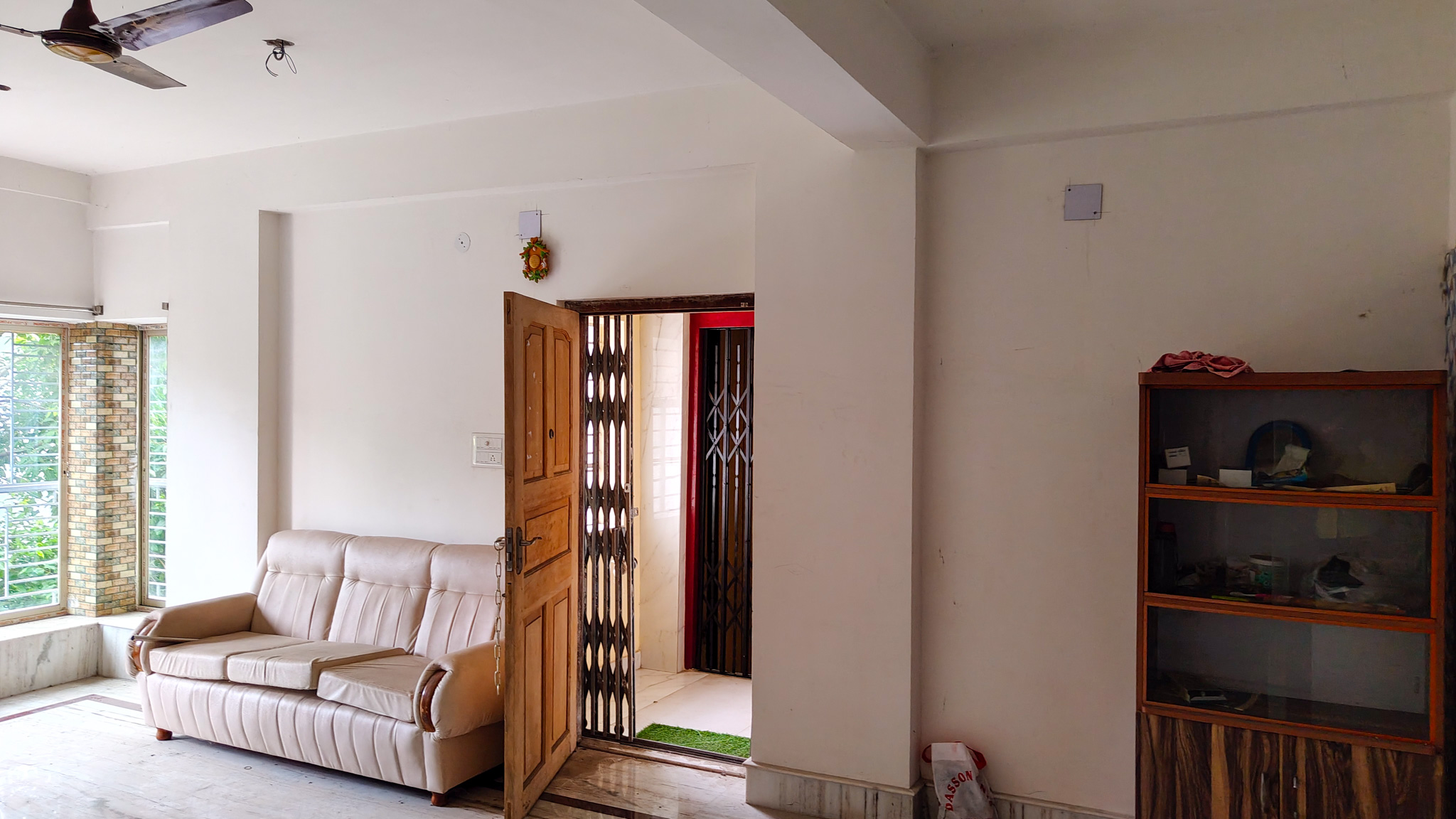 1690 square feet Flat for sale in DIAMOND PARK JOKA Kolkata — photo 4