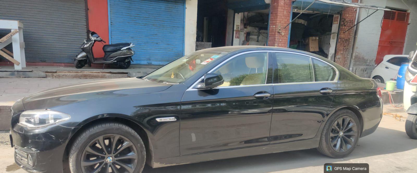 BMW 520 I BLACK SAPHIRE 2016 for sale in New Delhi — photo 2