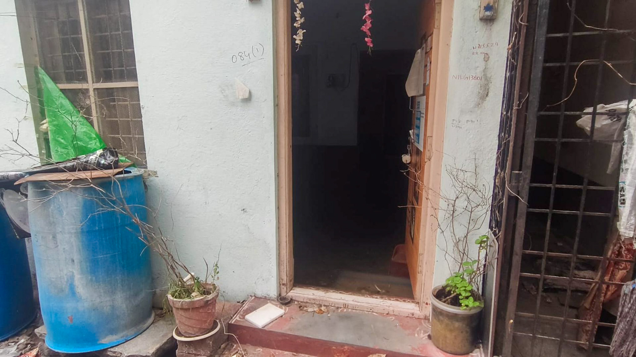2 BHK Individual House for sale in INDIVIDUAL HOUSE, RAJAJI NAGAR Bengaluru — photo 7