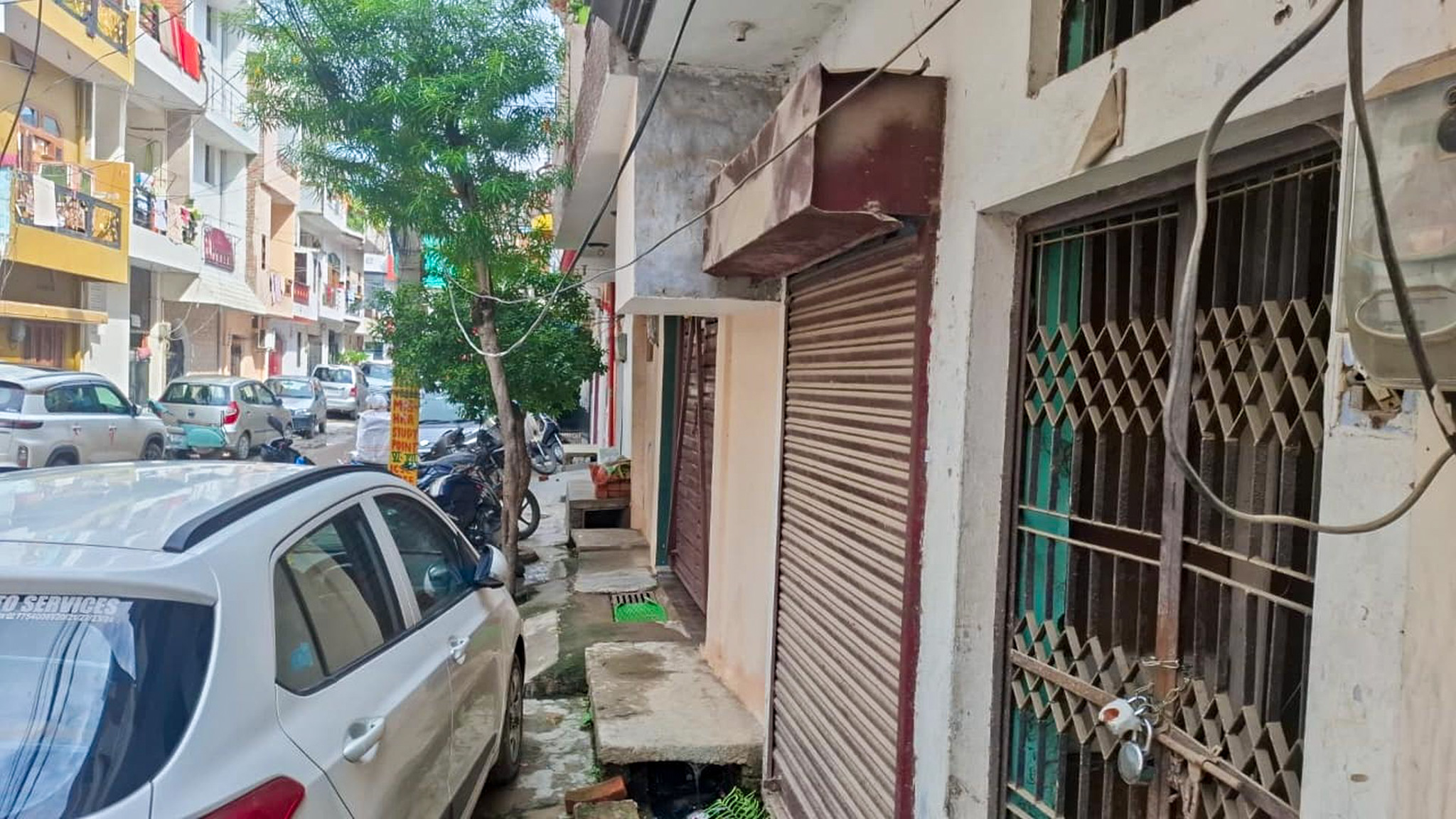 30 square meter Individual House for sale in Jankipuram Lucknow — photo 11