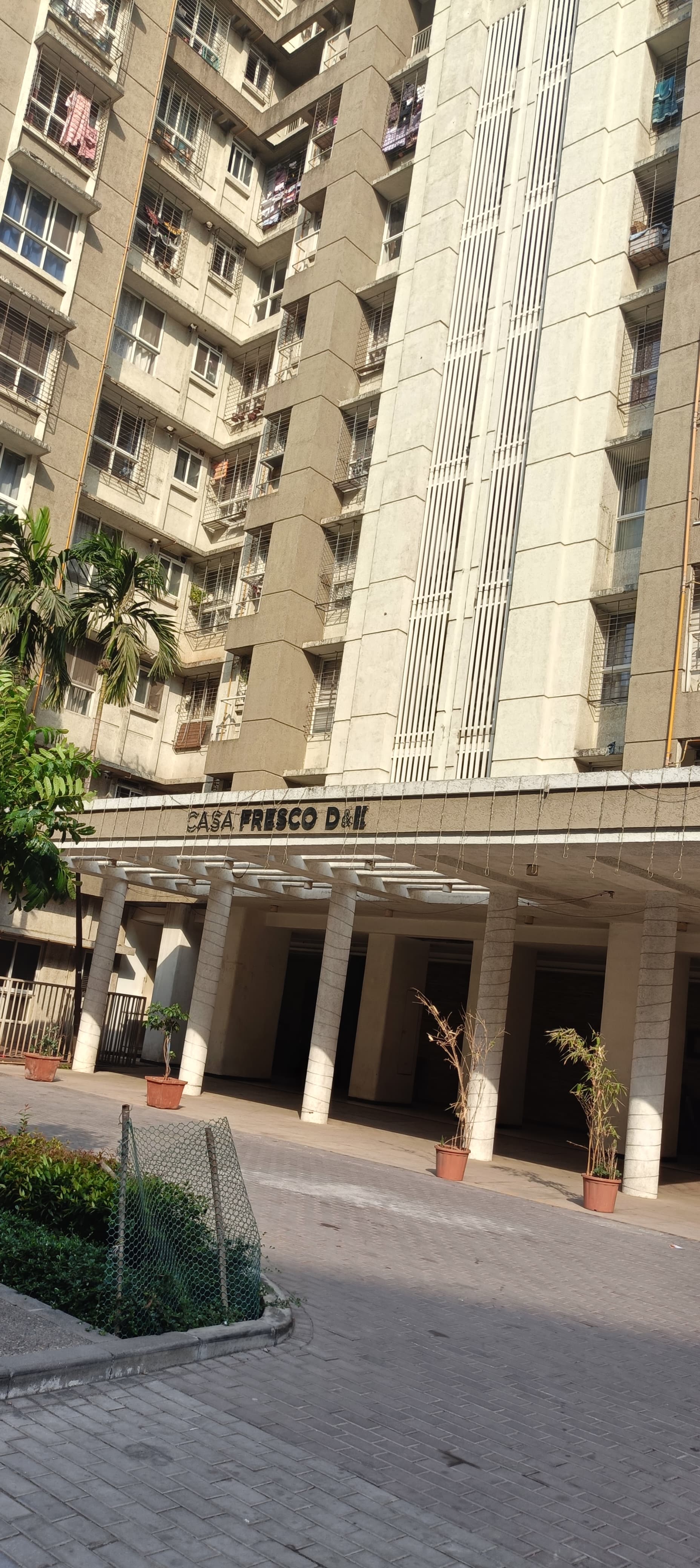 1 BHK Flat for sale in Lodha Amara, Thane Kolshet Thane — photo 2