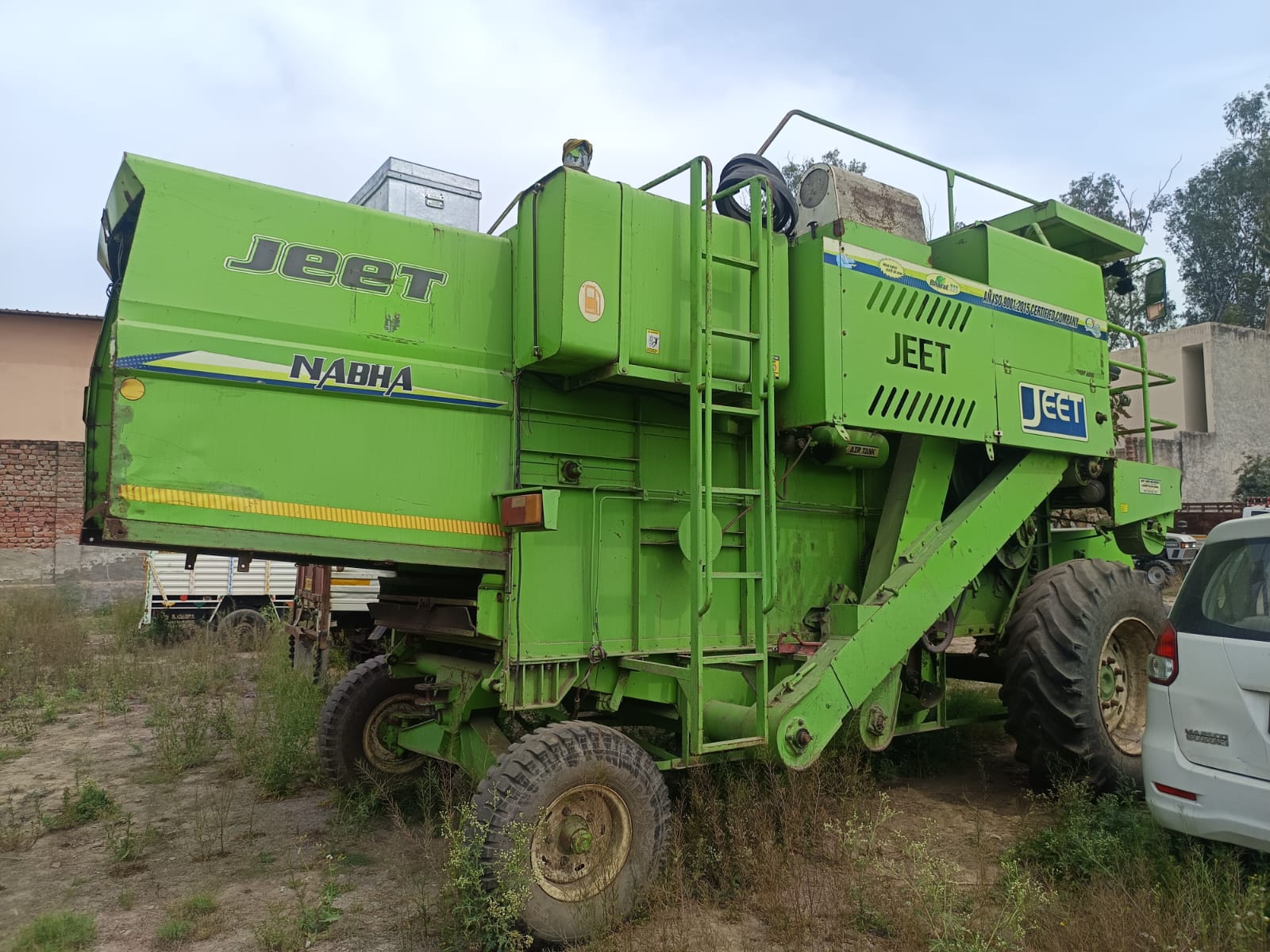 COMBINE HARVESTER JEET AGRO INDUSTRIES for sale in MIRPUR Rania — photo 1