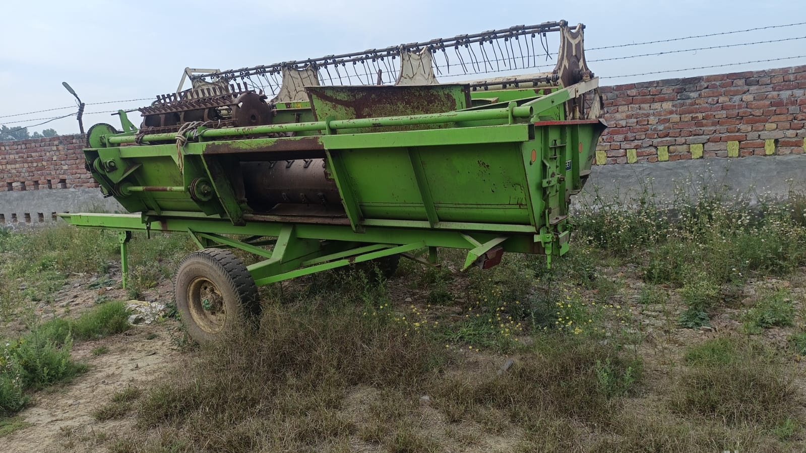 COMBINE HARVESTER JEET AGRO INDUSTRIES for sale in MIRPUR Rania — photo 2
