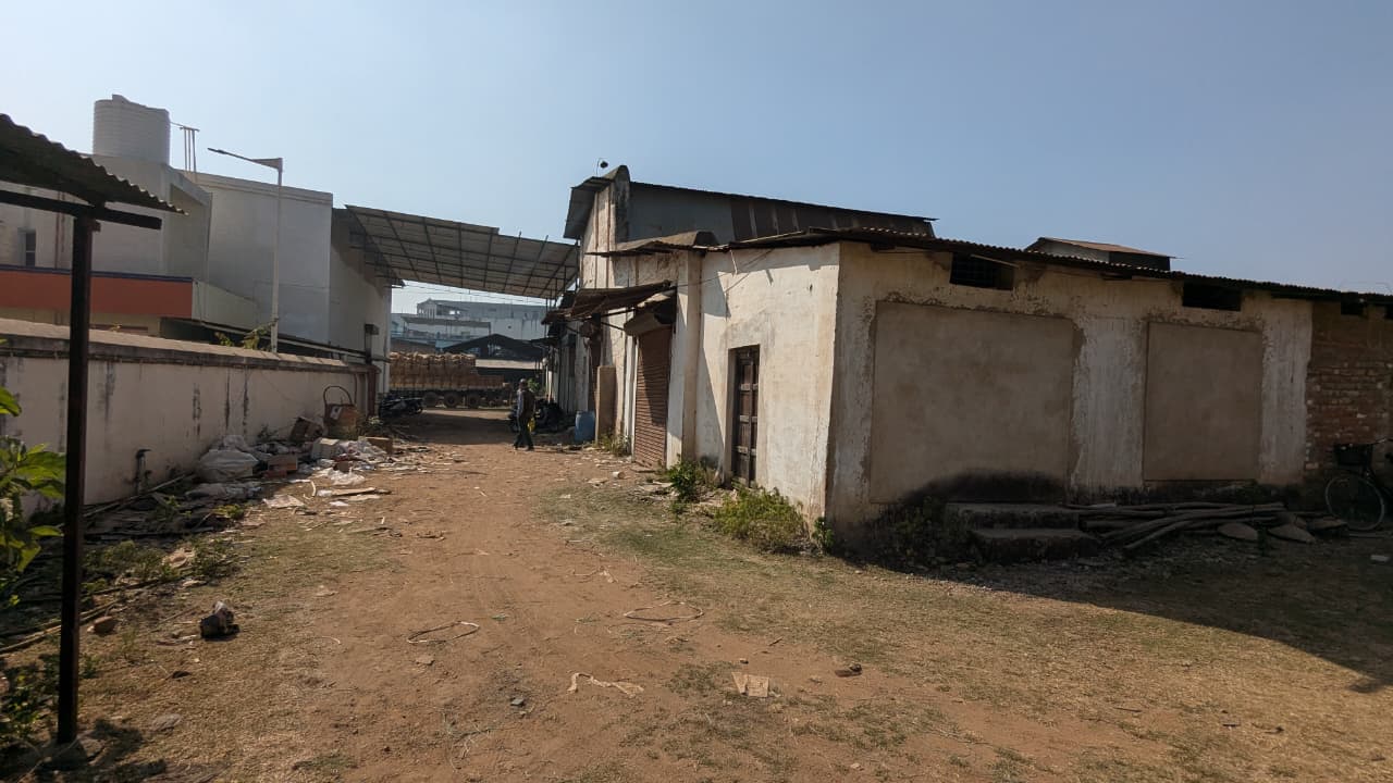 COMMERCIAL PROPERTY for sale in NANDAI, P.H No. 41, R.I Circle-Rajnandgaon, District- Rajnandgaon, Chhatisgarh Rajnandgaon — photo 4