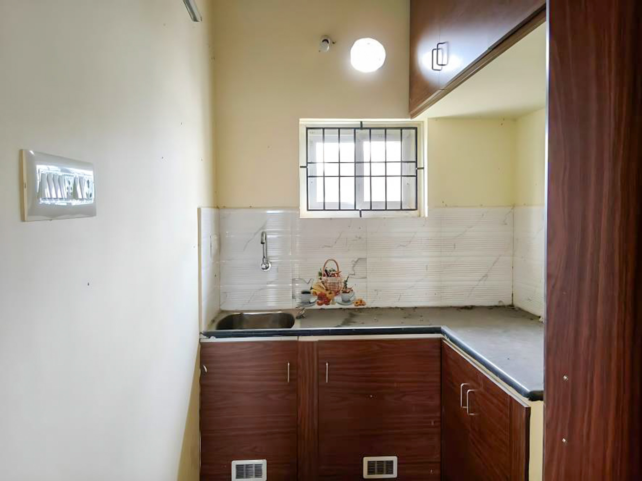 2 BHK Flat for sale in LAKE VIEW, LOCATED IN DEVELIPONG AREA Maraimalai Nagar — photo 12