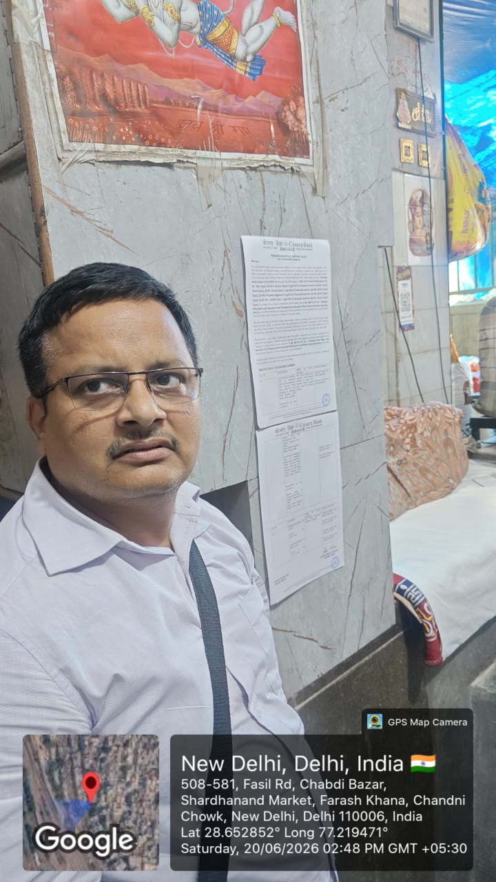 154 square feet Shops for sale in New Delhi — photo 1