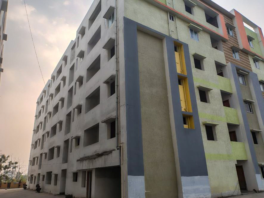 940 square feet Flat for sale in Flat No 318, 3rd floor, C Block, Sri Lakshmi Narasimha Homes, Ibrahimpatnam, Ibrahimpatnam Ibrahimpatnam — photo 3