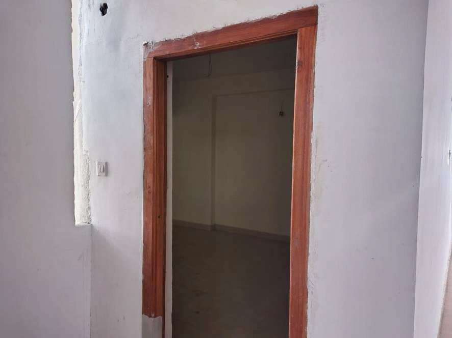 940 square feet Flat for sale in Flat No 318, 3rd floor, C Block, Sri Lakshmi Narasimha Homes, Ibrahimpatnam, Ibrahimpatnam Ibrahimpatnam — photo 4