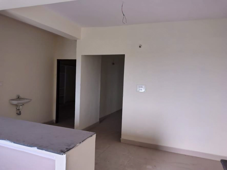 940 square feet Flat for sale in Flat No 318, 3rd floor, C Block, Sri Lakshmi Narasimha Homes, Ibrahimpatnam, Ibrahimpatnam Ibrahimpatnam — photo 8