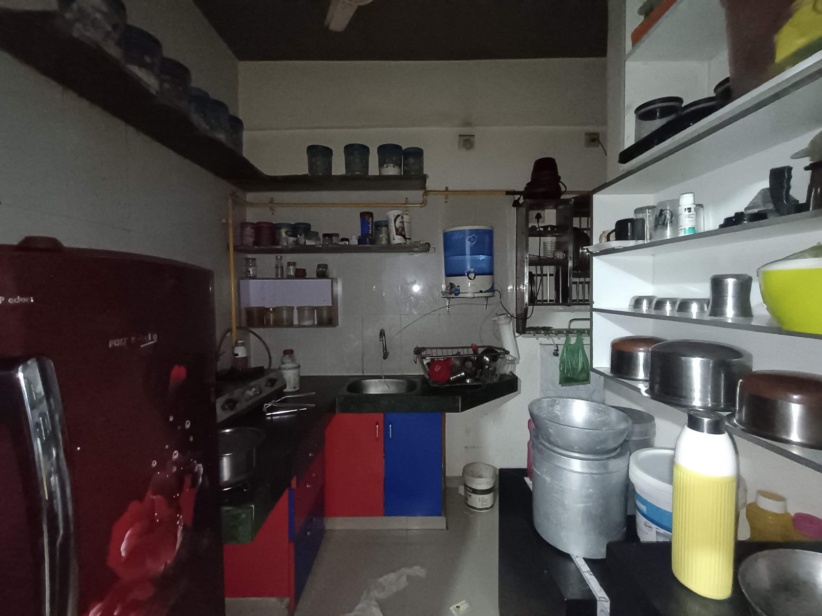 380 square feet Flat for sale in Ahmedabad — photo 2