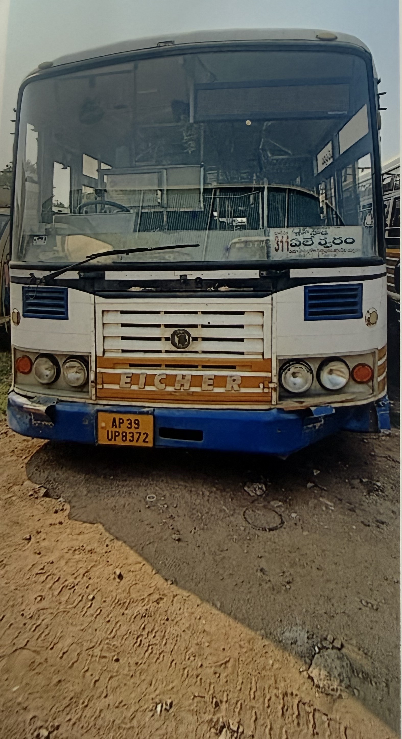 2023 Eicher 6016 R LPO Bus Chassis Bus 350000 km 3 years for sale in Sri Krishna Aditya Parking Yard Industrial Park Nemam — photo 1