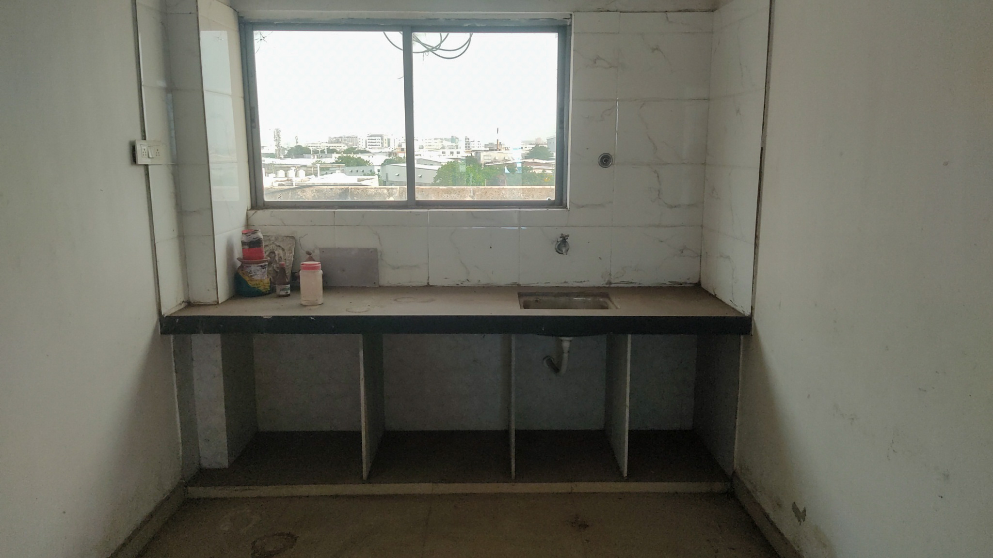 Flat for sale in FULPADA 1 Surat — photo 2