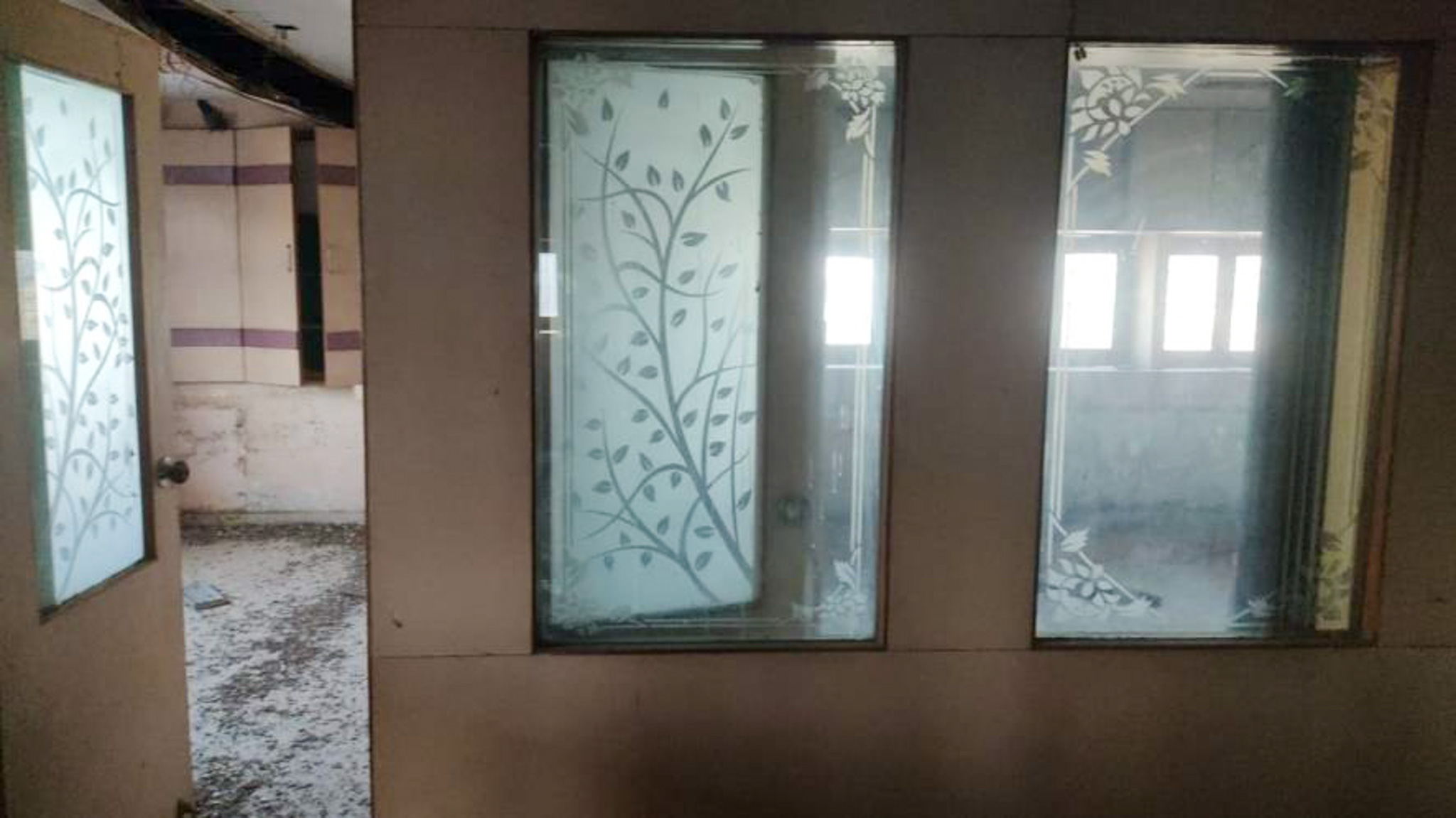 Shops for sale in Shop No-310,311,312- "Super Tex Tower", 3rd Floor,Mandarwaja, Umarwada, Surat Surat — photo 10