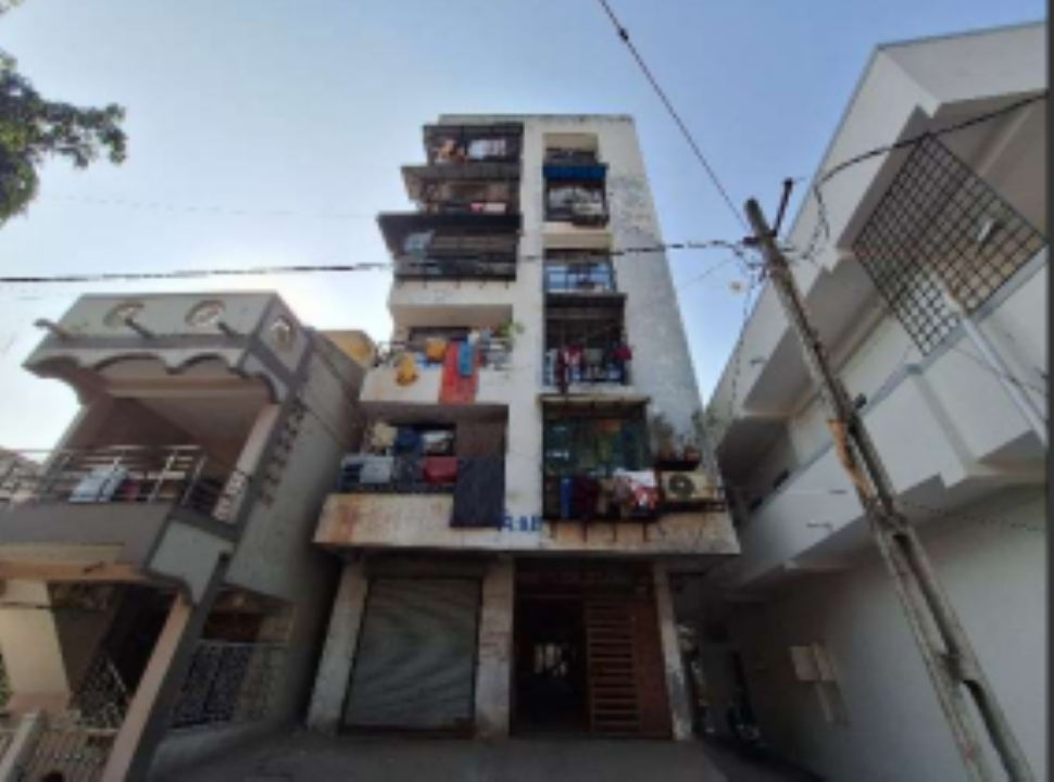 42.75 square meter Flat for sale in AMROLI SURAT Surat — photo 4