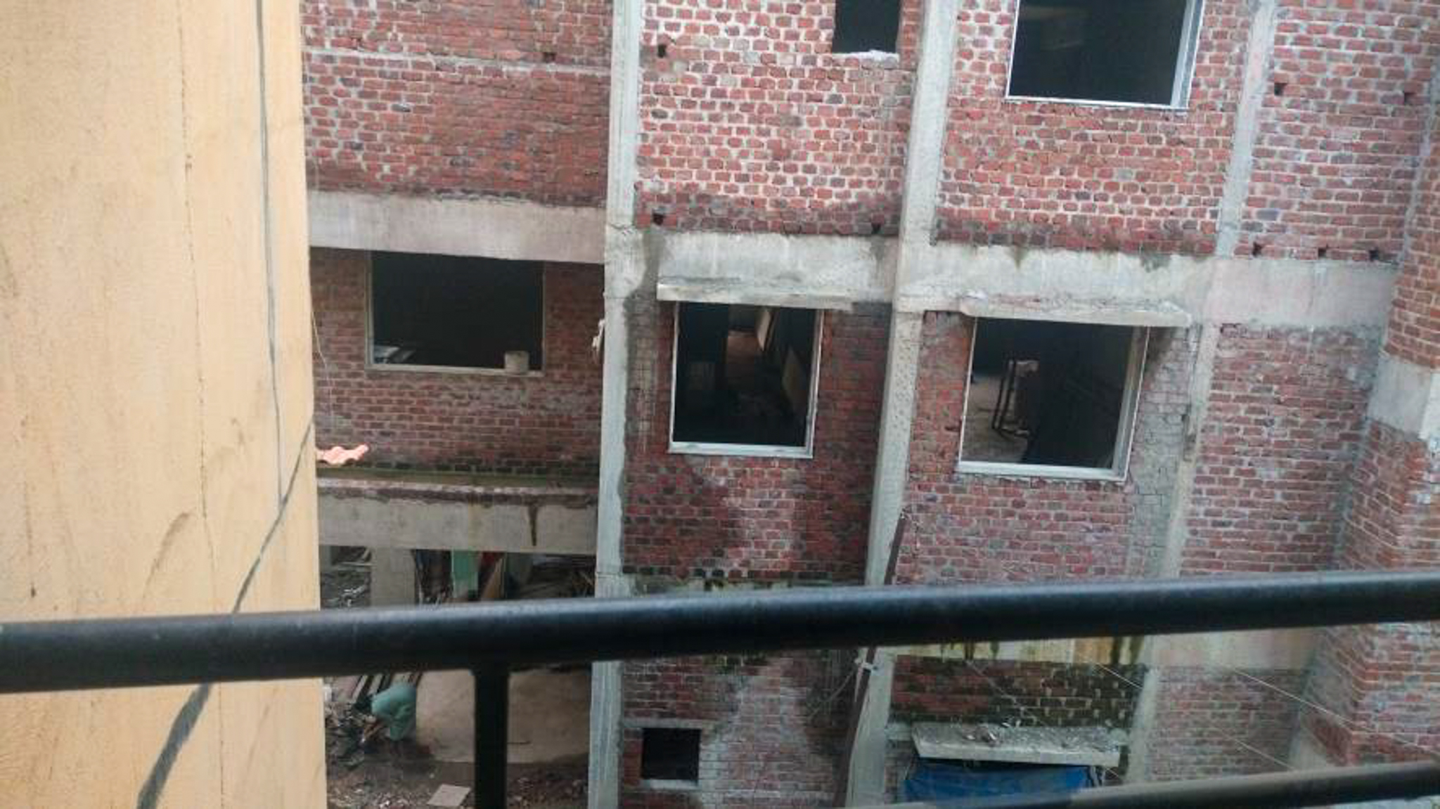 1065 square feet Flat for sale in Vakadi Chowk — photo 2