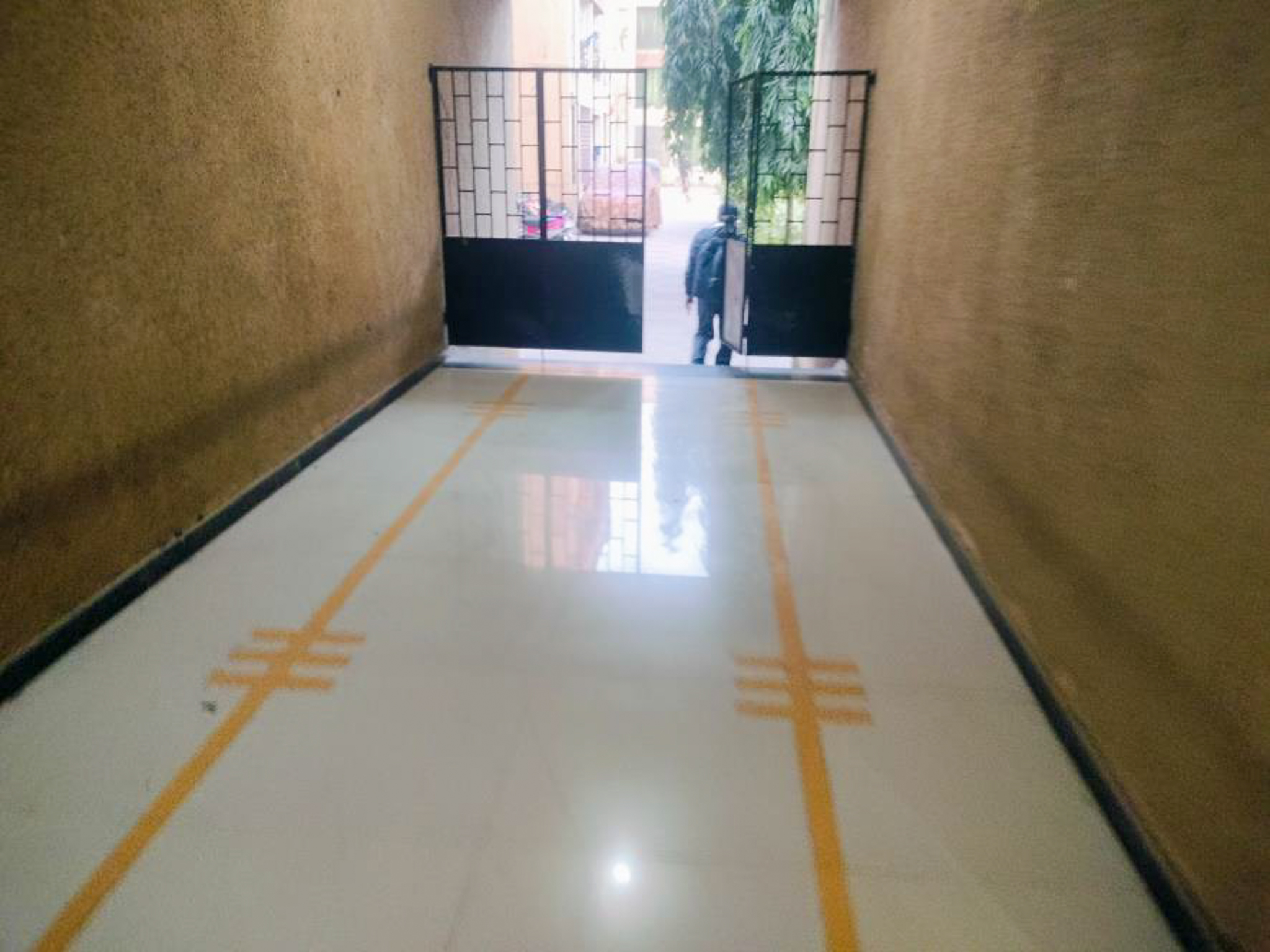 1065 square feet Flat for sale in Vakadi Chowk — photo 13