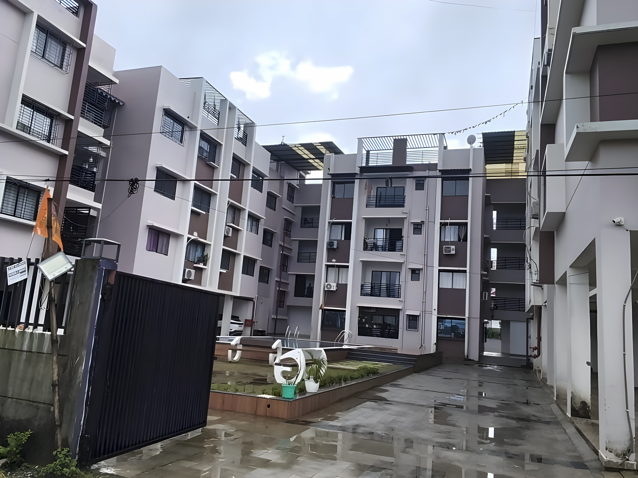 786 square feet Flat for sale in Siliguri — photo 14