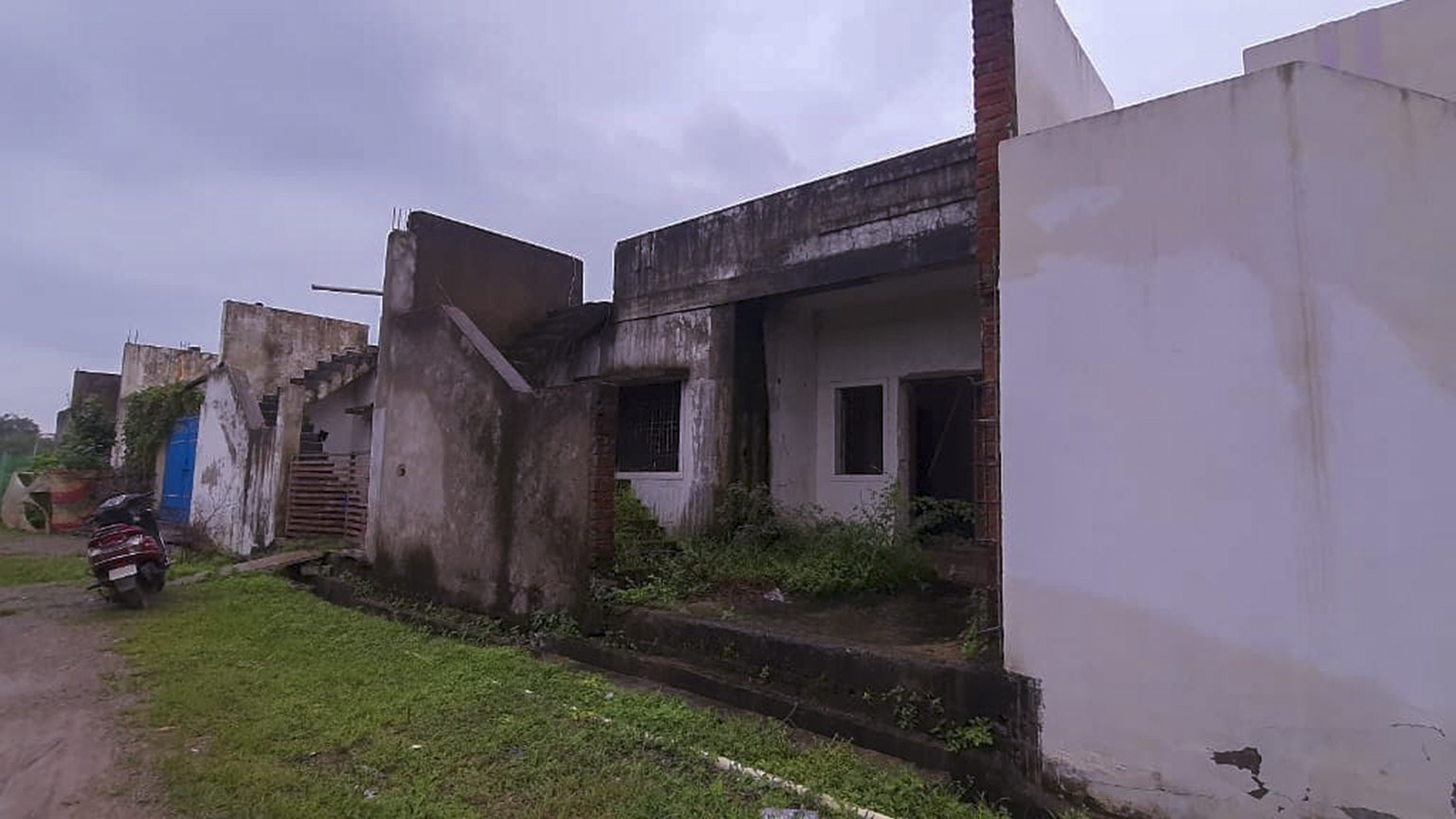 1000 square feet Individual House for sale in MAUJA IMALIYA Katni — photo 1