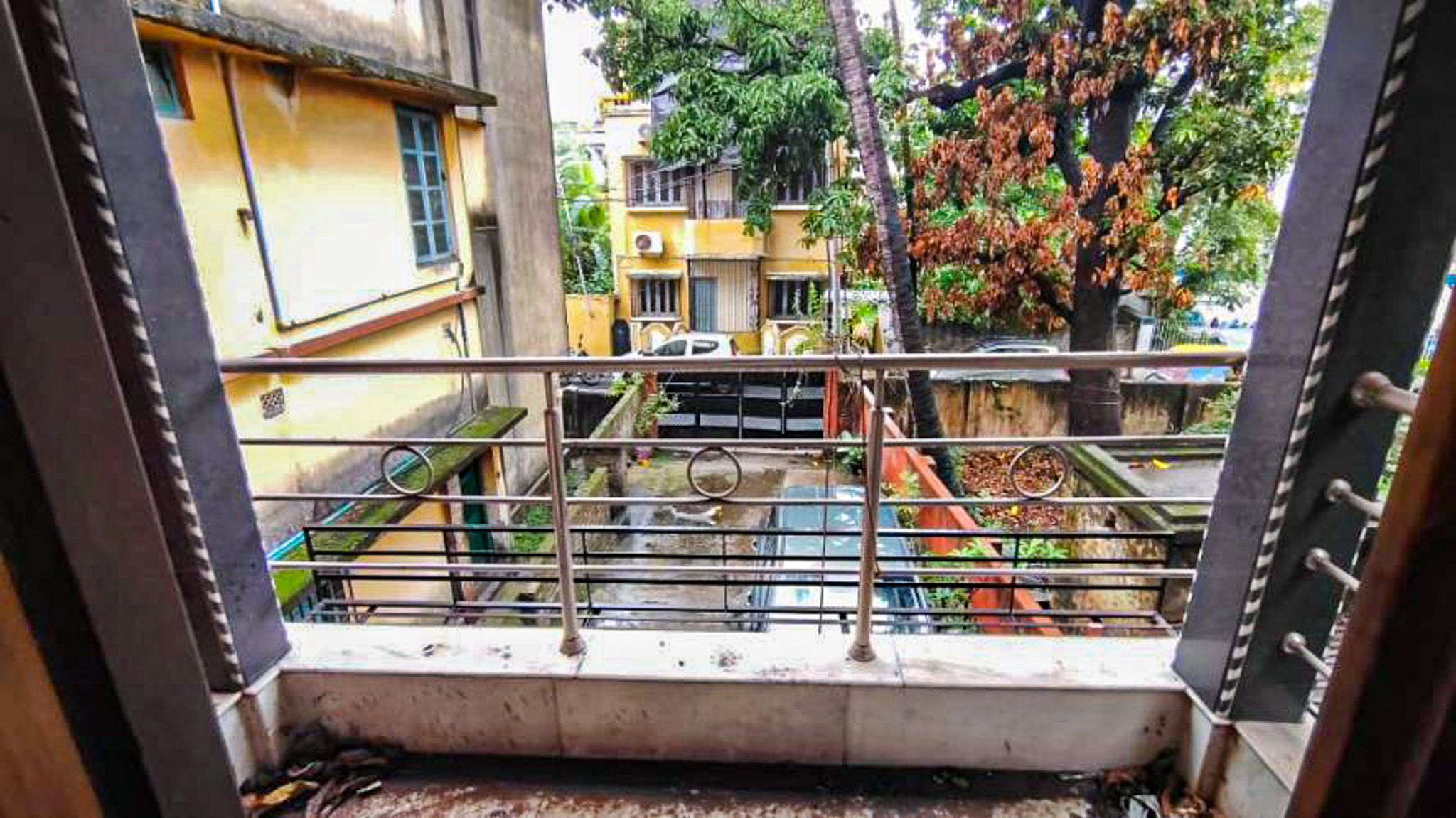 2 BHK Flat for sale in SENHATI COOP COLONY, Senhati Colony Siriti Behala Kolkata — photo 6