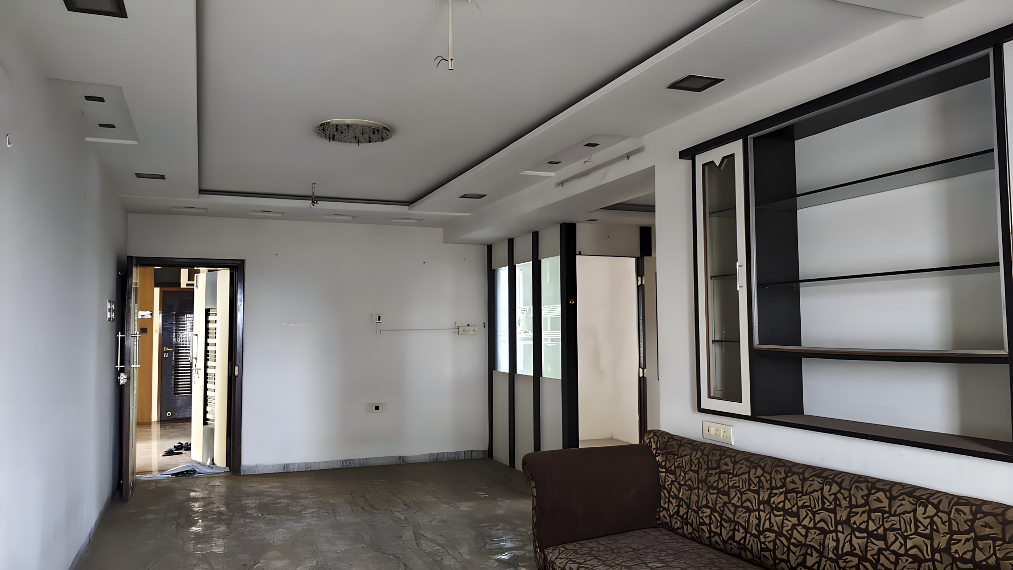 Flat for sale in Surat — photo 8