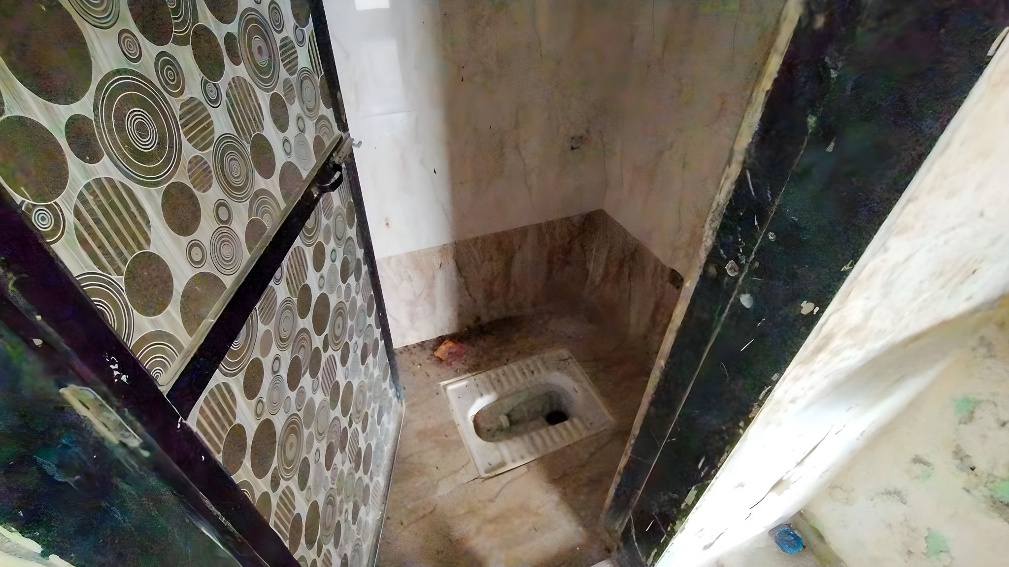 995 square feet Flat for sale in Matheran — photo 1