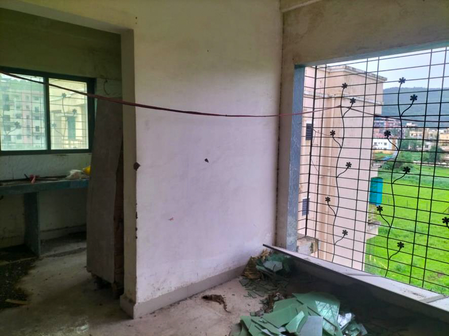 350 square feet Flat for sale in Khapoli — photo 16