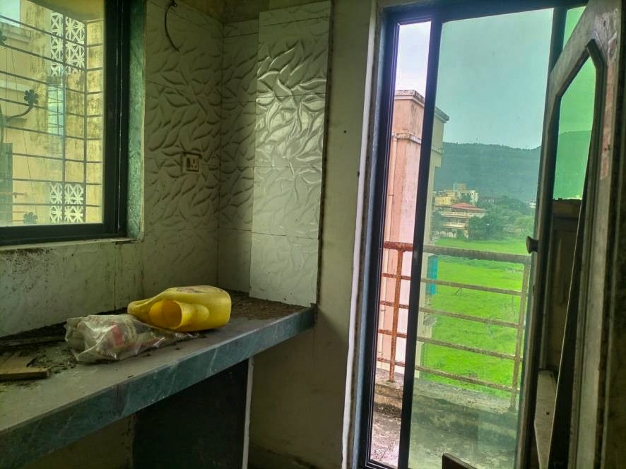 350 square feet Flat for sale in Khapoli — photo 11