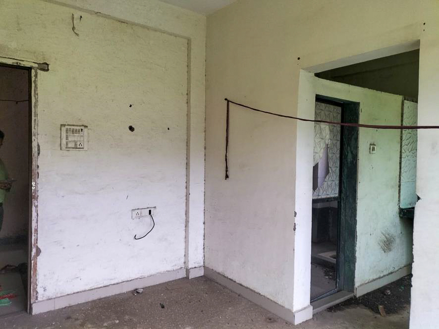 350 square feet Flat for sale in Khapoli — photo 2