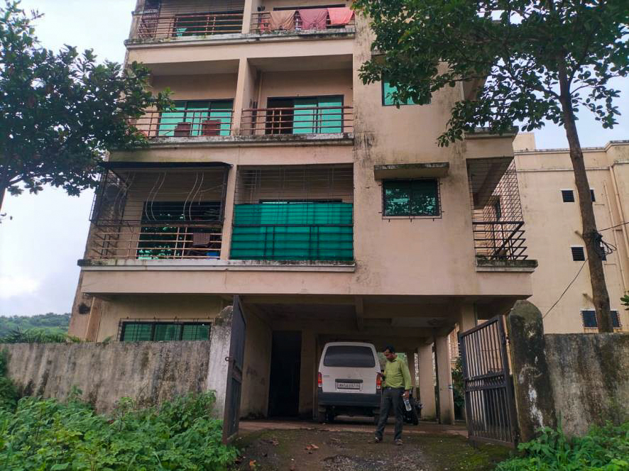 350 square feet Flat for sale in Khapoli — photo 3