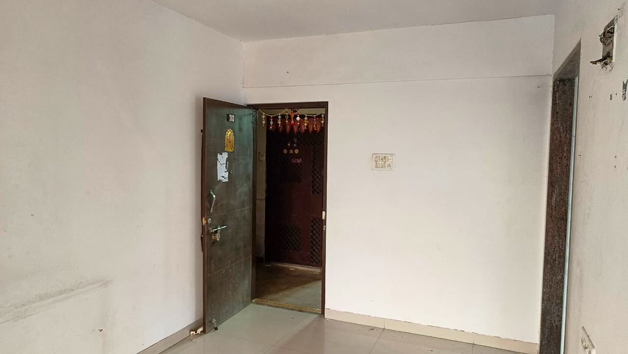 Flat for sale in Ulhasnagar — photo 15