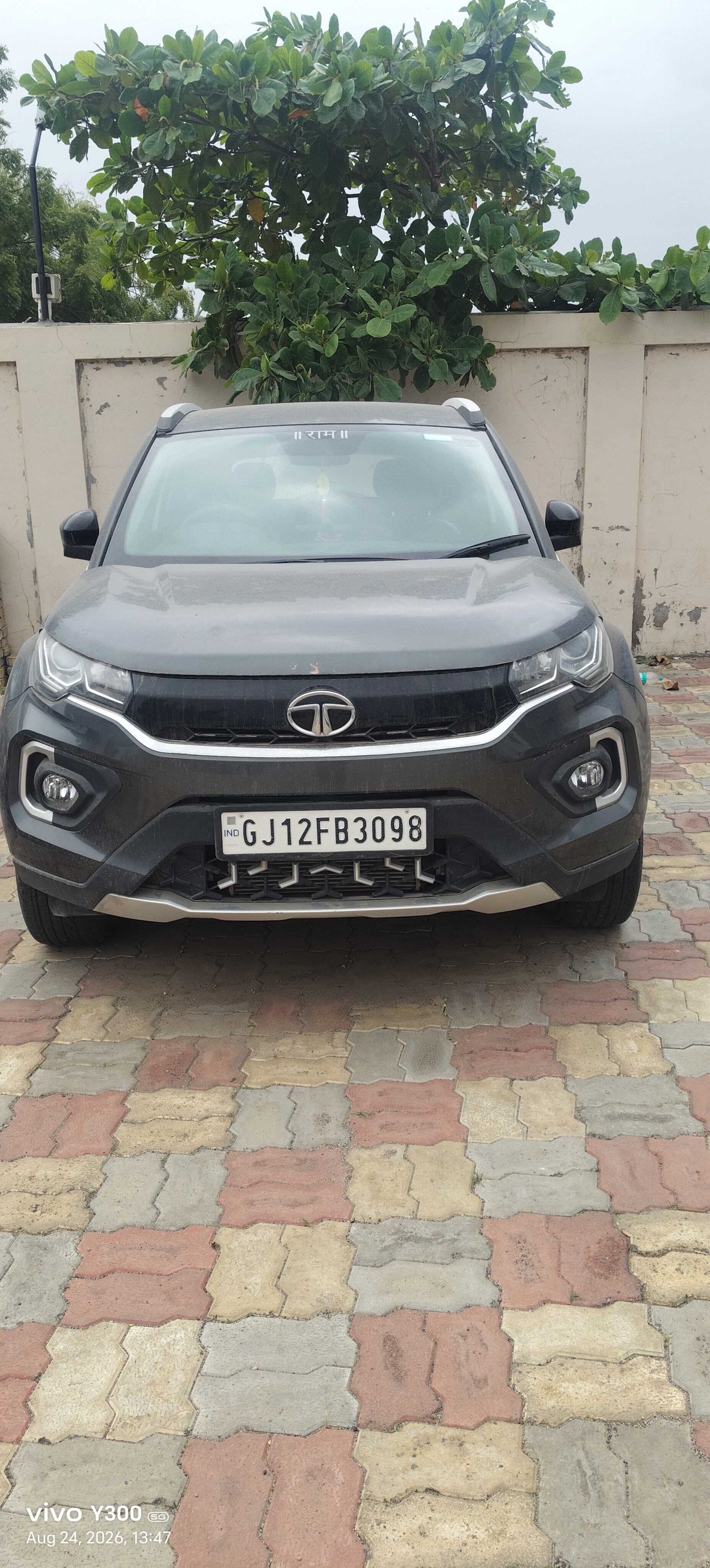2022 Tata Nexon XZ+ Petrol MT SUV 23765 km 4 years for sale in SBI RACPC GANDHIDHAM Gandhidham — photo 1