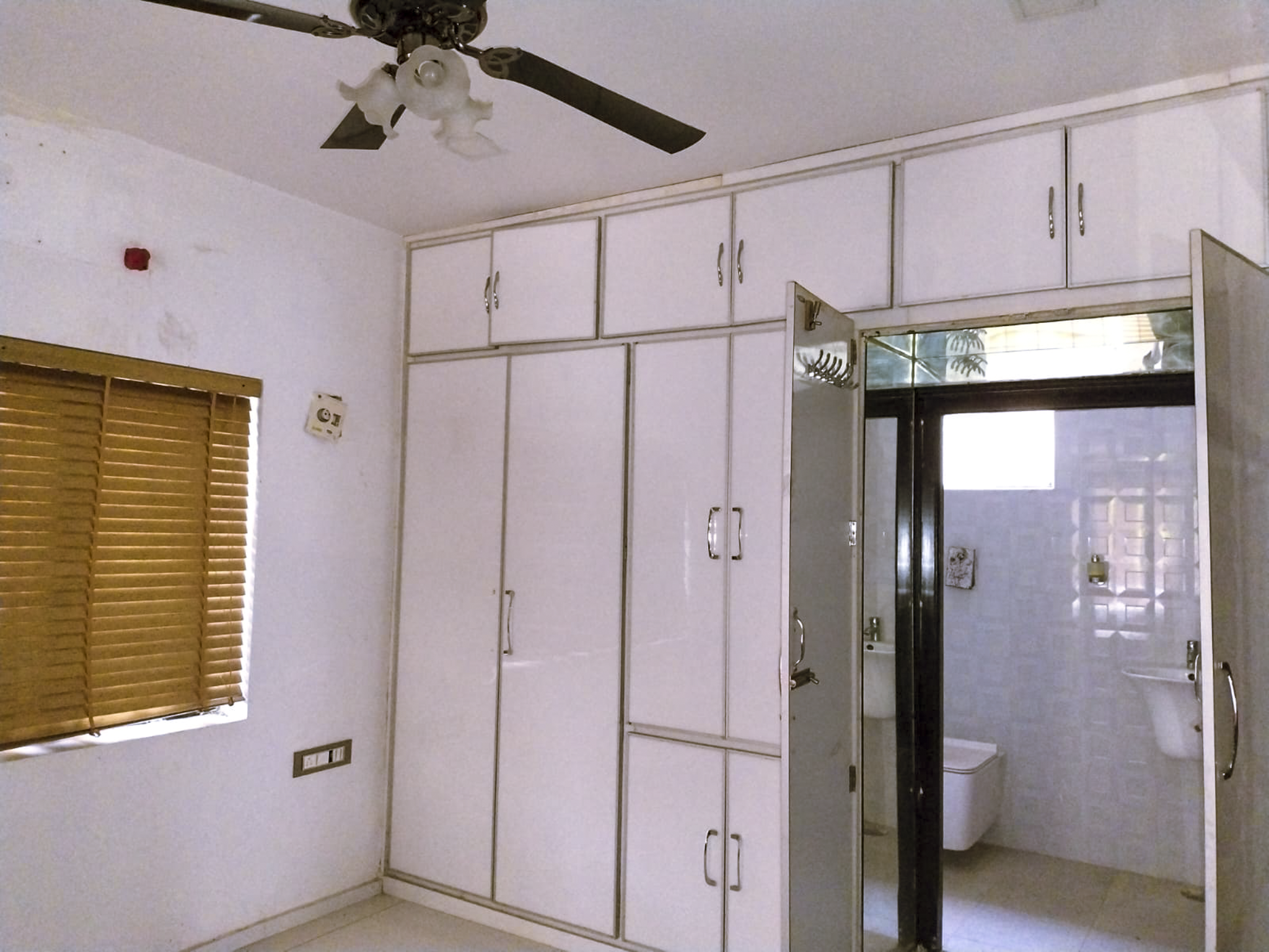 258 square yard Individual House for sale in INDIPENDENT HOUSE, Valivarthipadu Villiage, Gudivada Muncipal Area Gudivada — photo 9