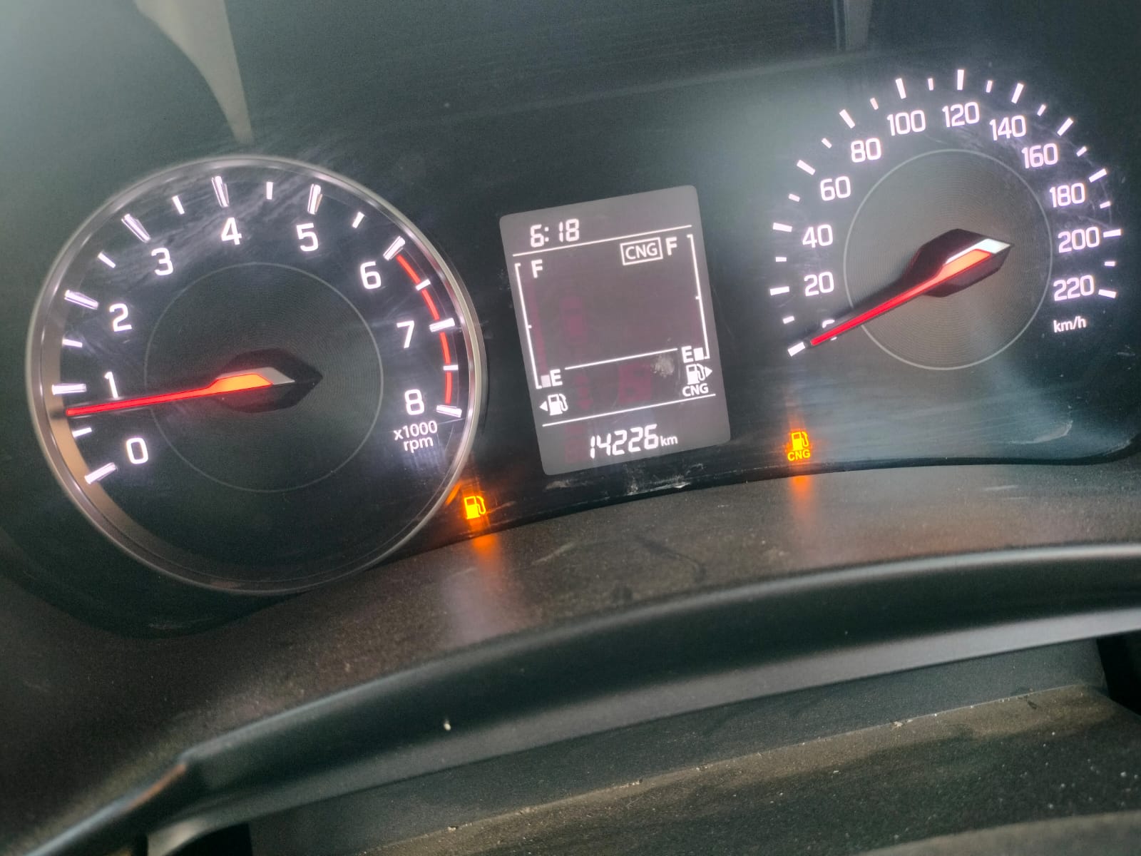 2025 Maruti Suzuki Swift VXi Hatchback 14352 km 1 year for sale in FIVE ELEMENT Pune — photo 2