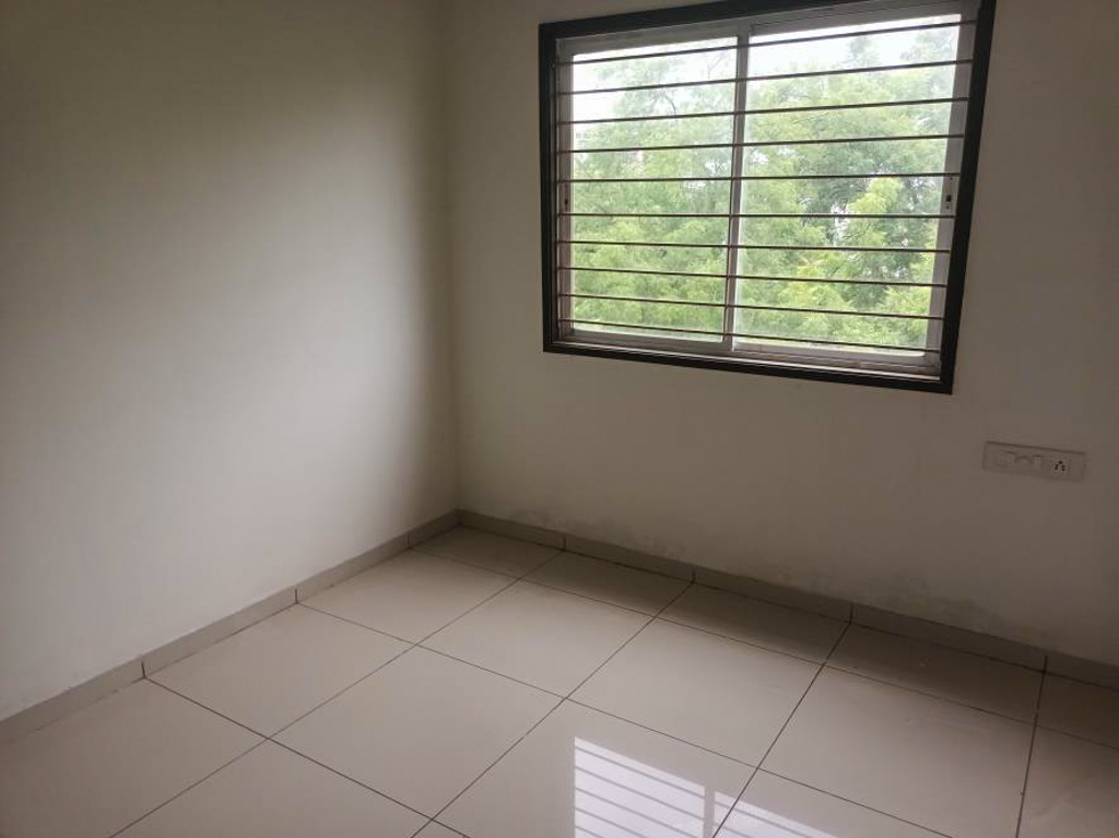 2 BHK Flat for sale in 5th Avenue, Manjalpur, Vadodara Vadodara — photo 4