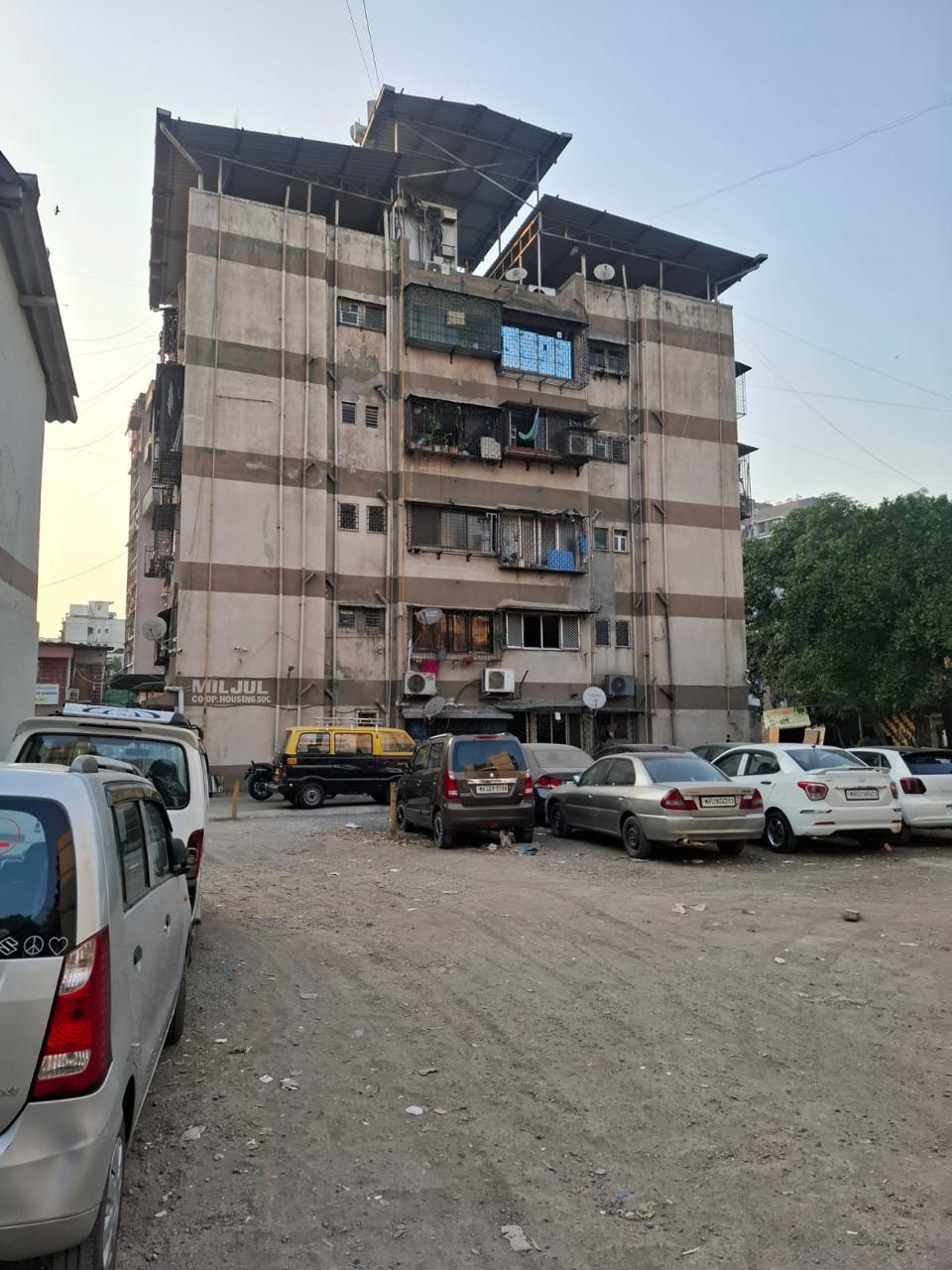 375 square feet Flat for sale in ANDHERI EAST Mumbai — photo 1