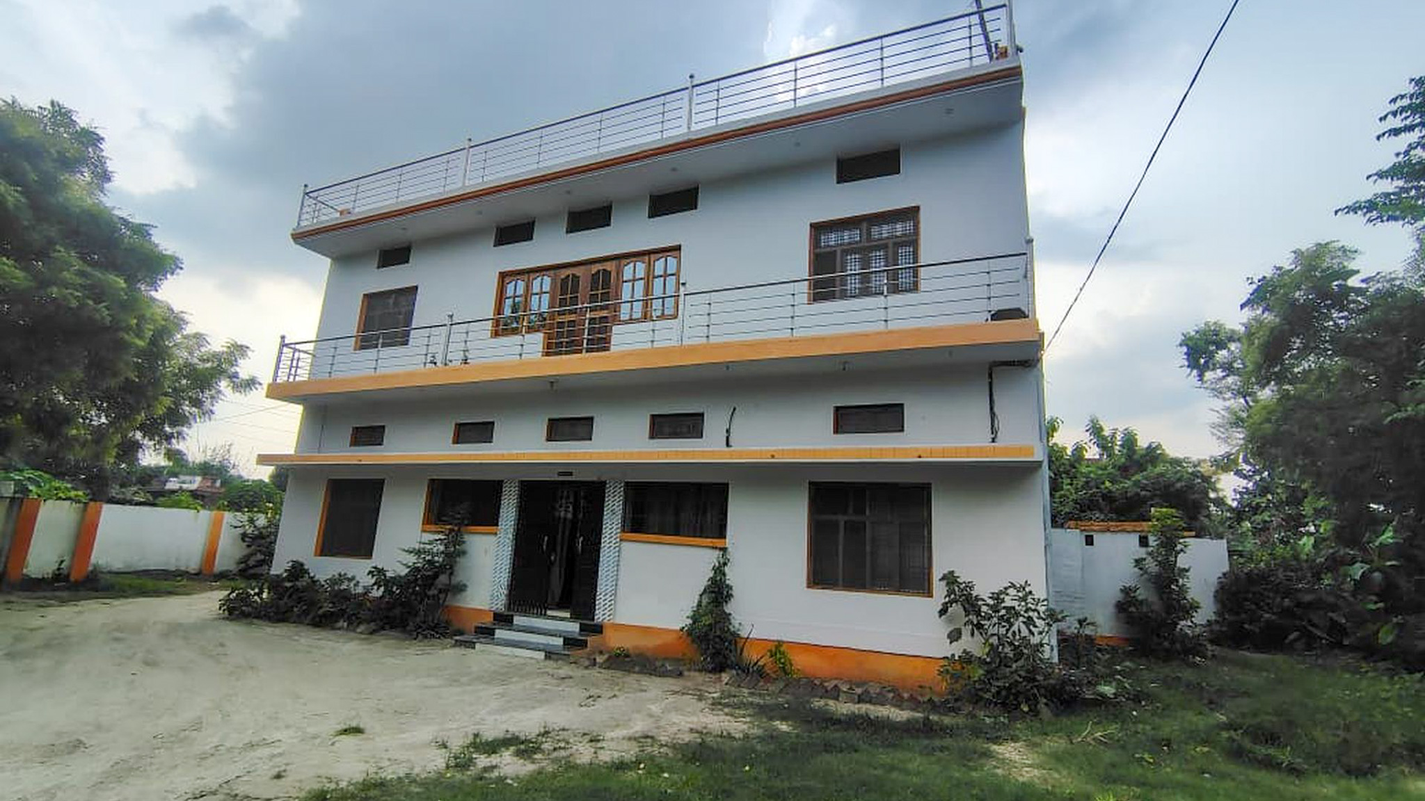 240 square meter Individual House for sale in Padrauna — photo 6