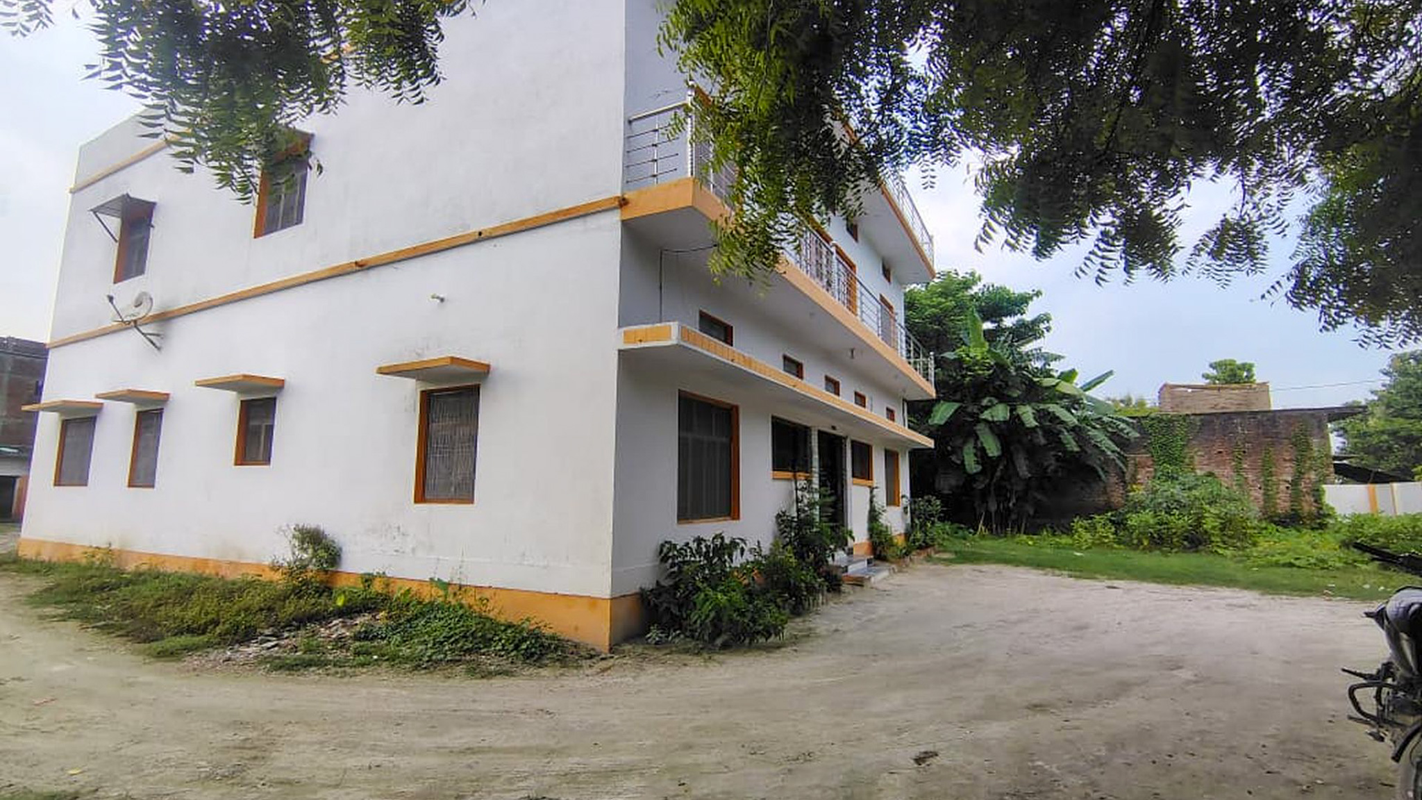 240 square meter Individual House for sale in Padrauna — photo 4