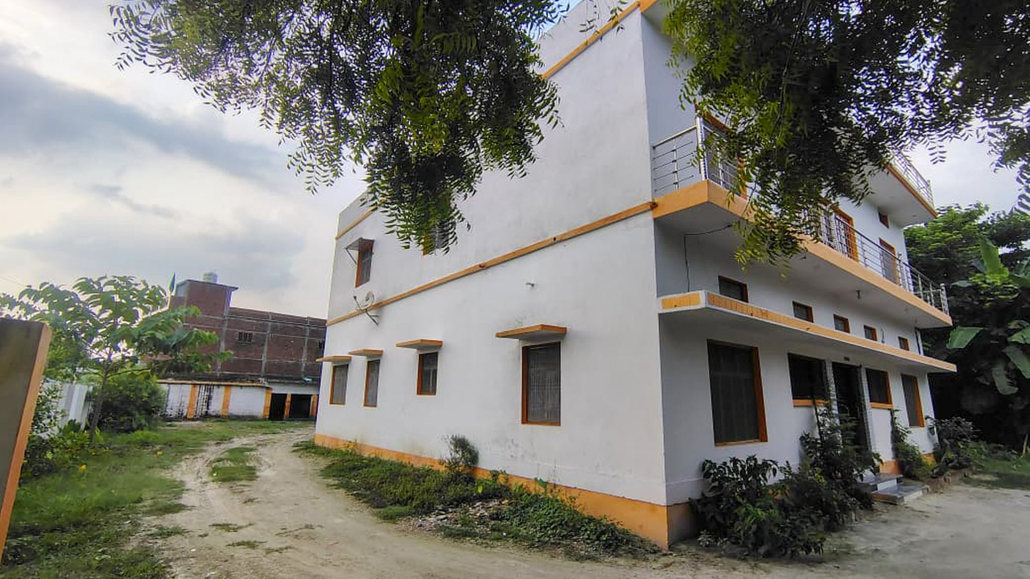 240 square meter Individual House for sale in Padrauna — photo 5
