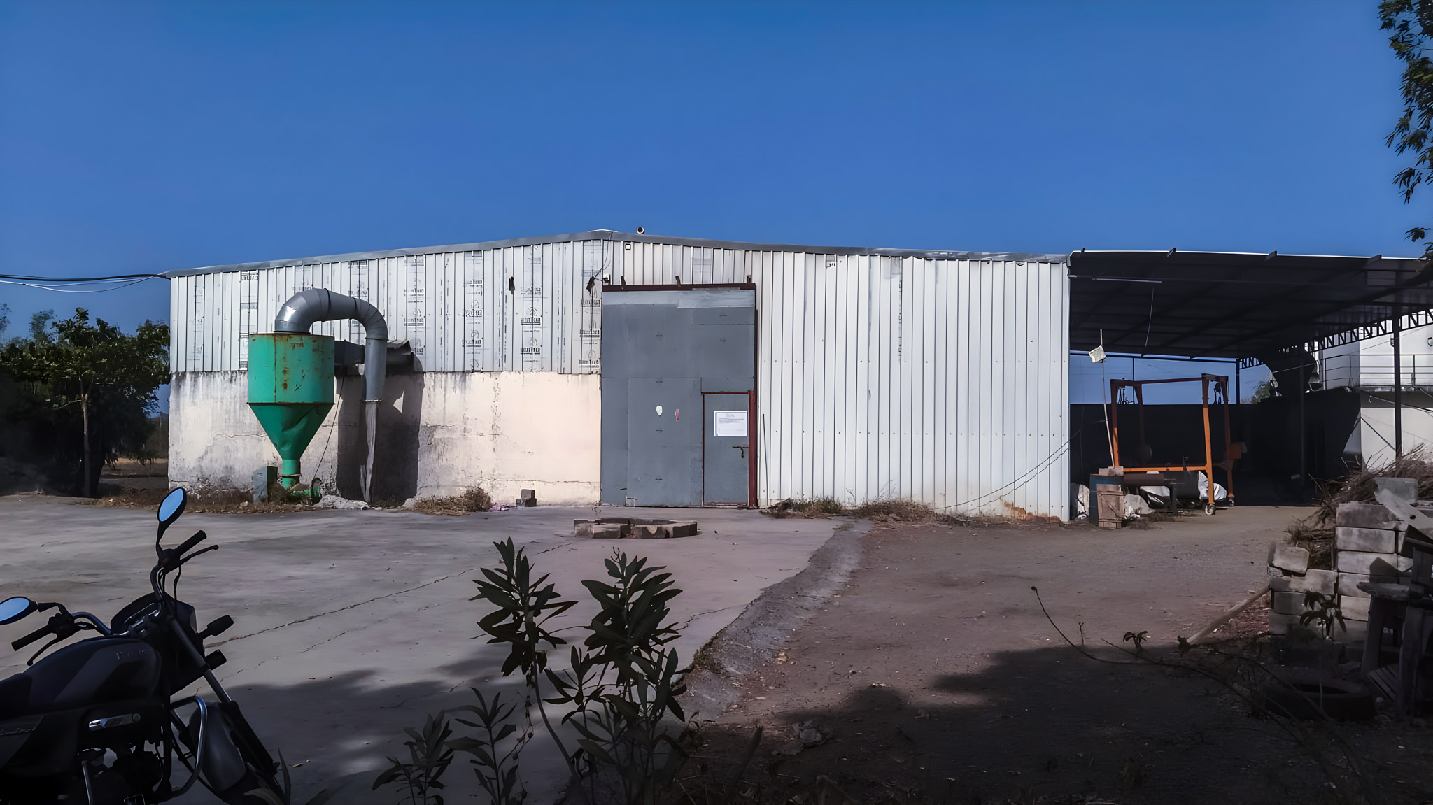 Industrial Plot with Factory Building for sale in Malvan, Amreli motaankadia — photo 7