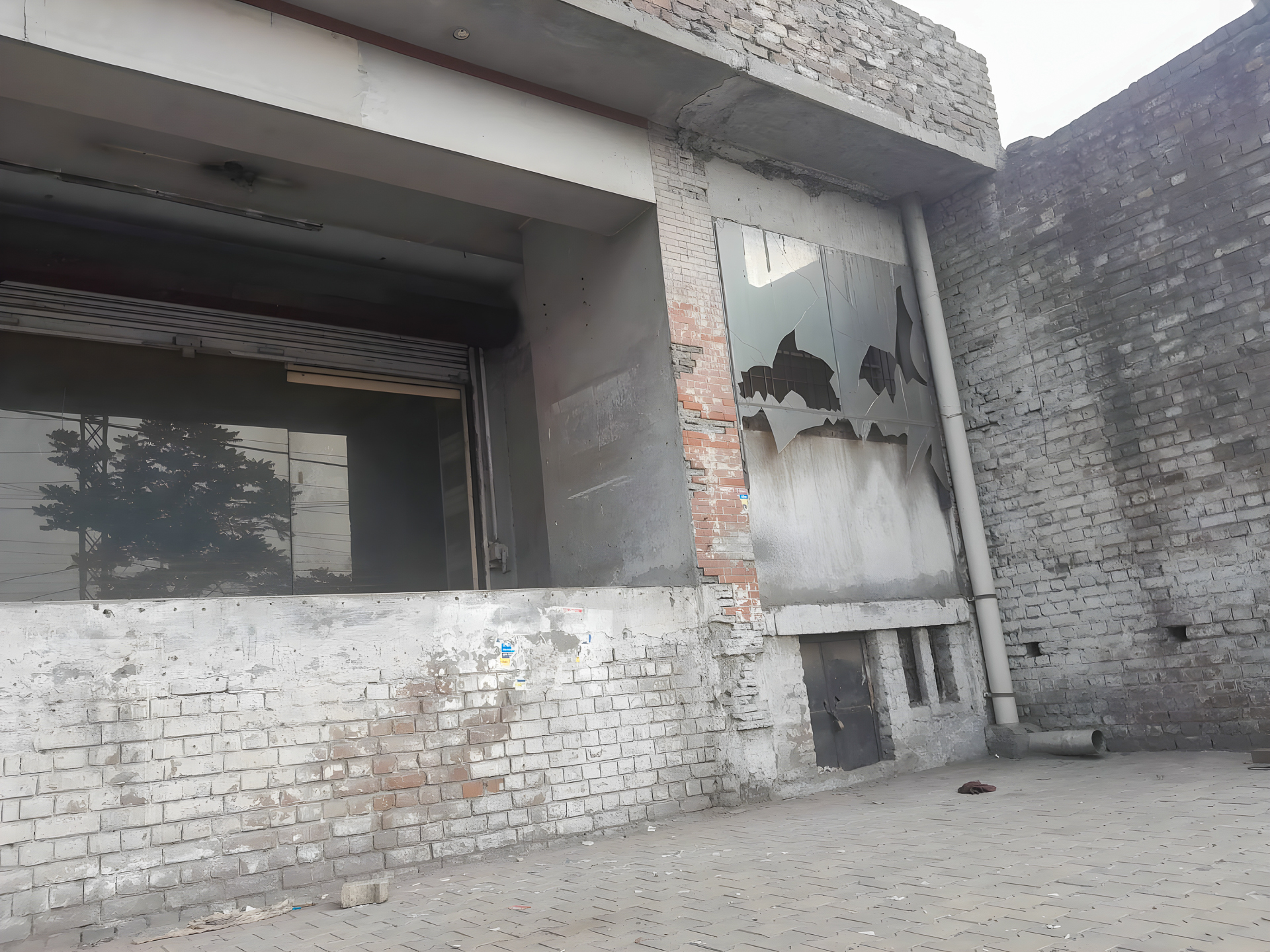 600 square yard Godowns for sale in Ludhiana — photo 1