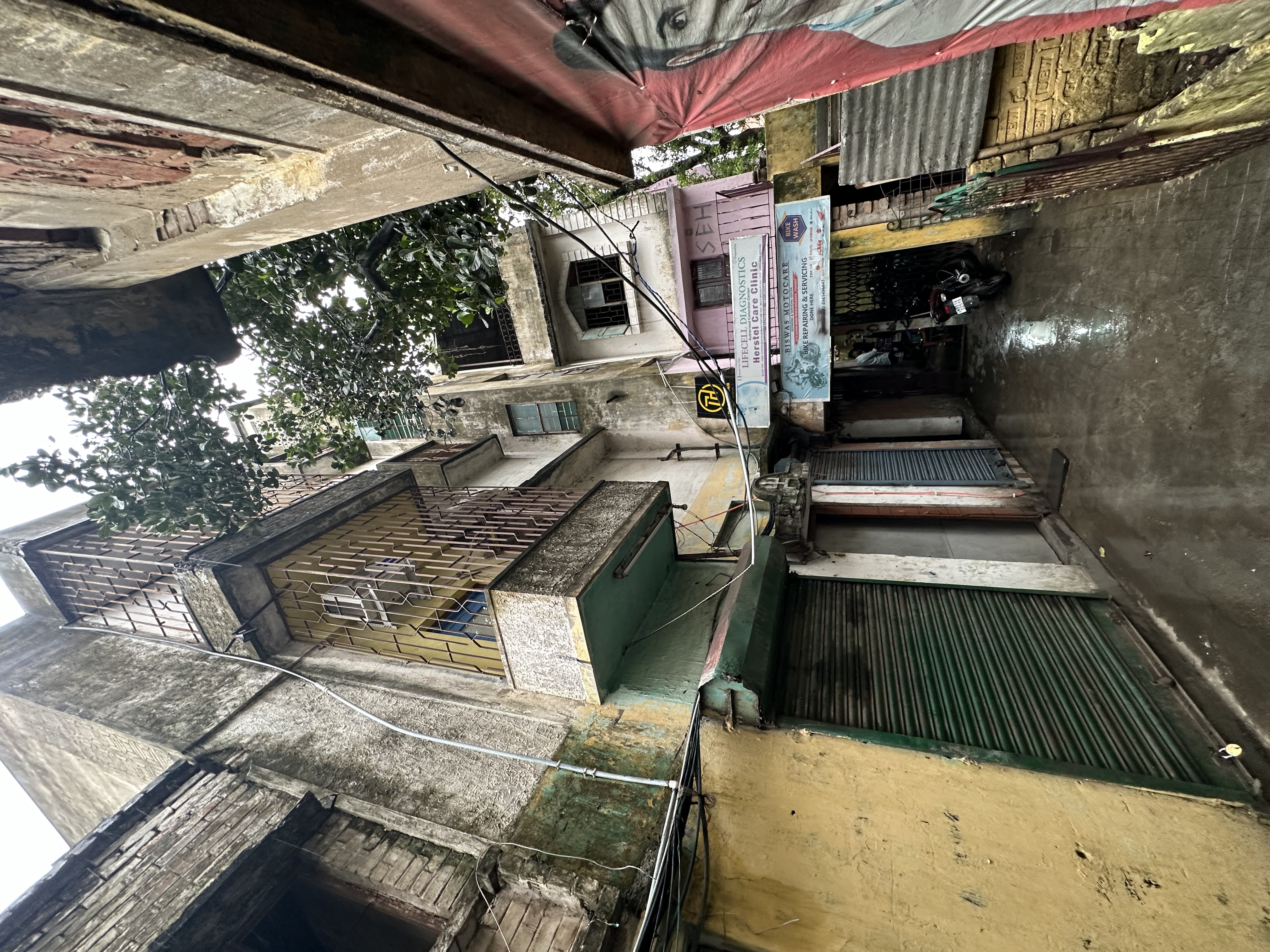4 BHK Flat for sale in GARIA MAIN ROAD NEAR AXIS BANK Kolkata — photo 1
