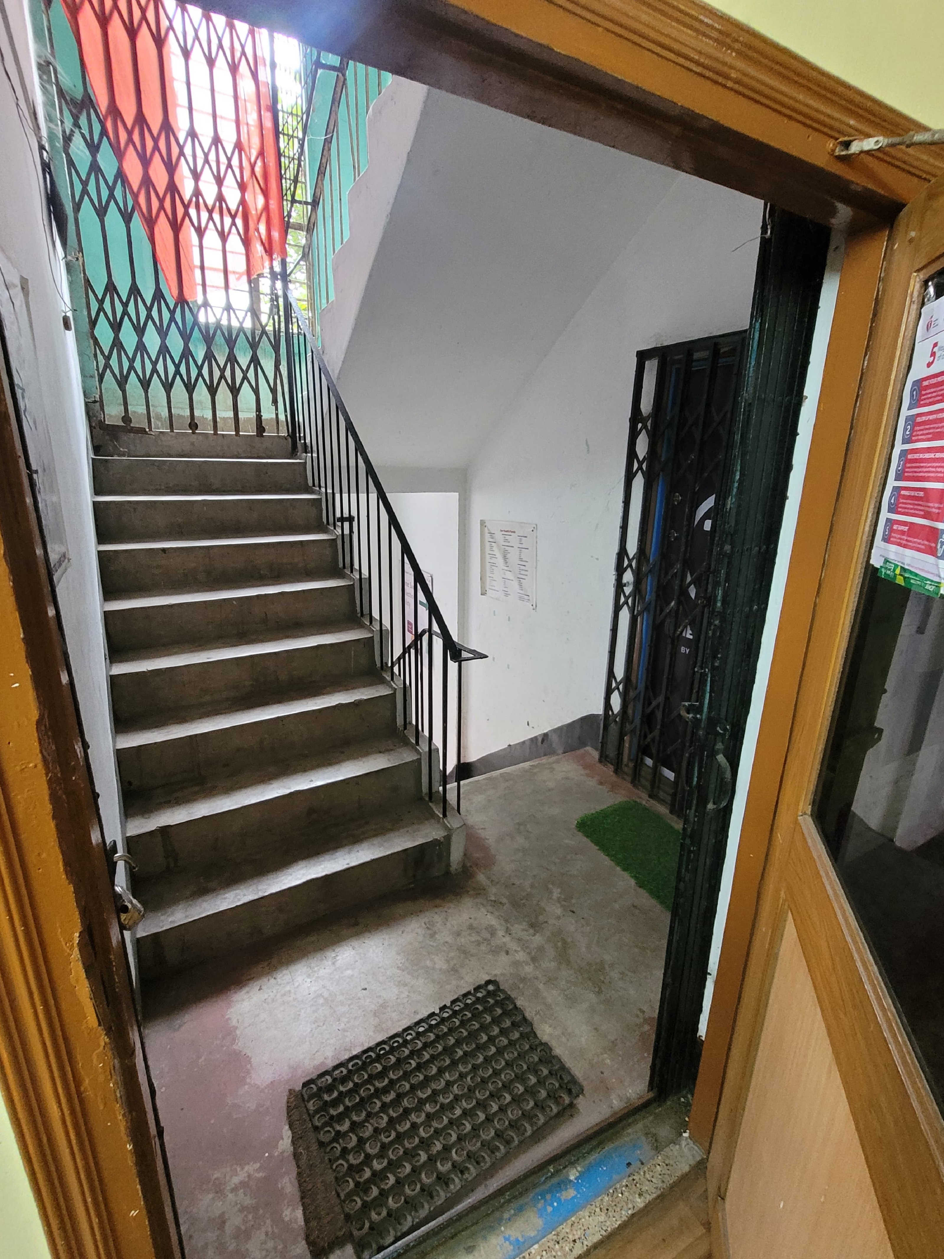4 BHK Flat for sale in GARIA MAIN ROAD NEAR AXIS BANK Kolkata — photo 6