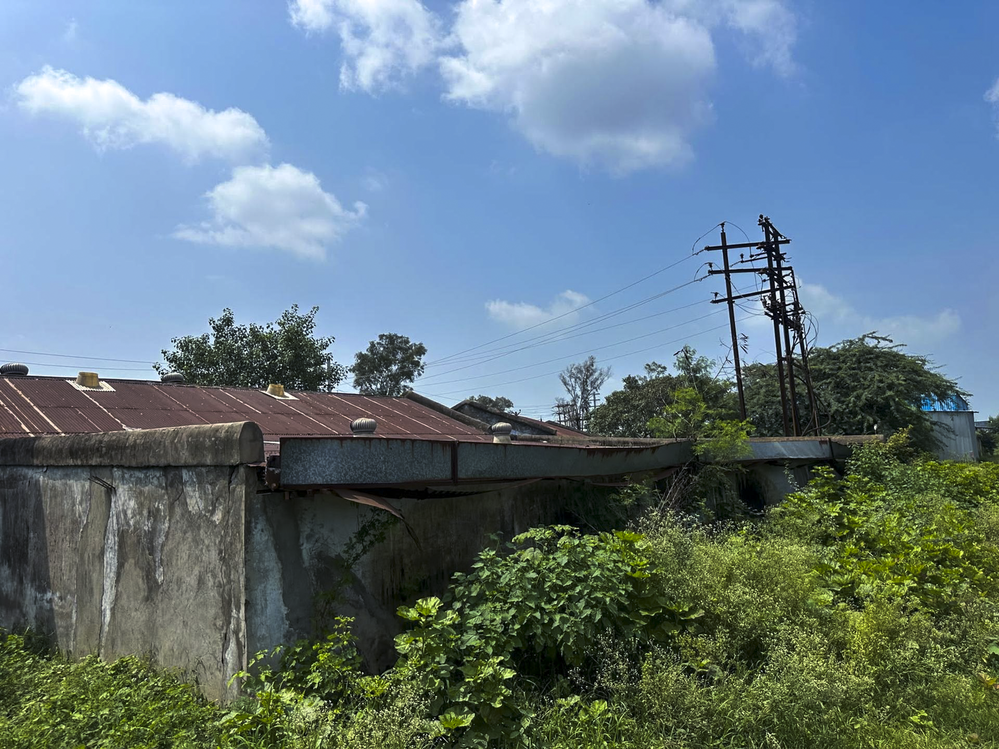 5170 square feet Shed with Plant and Machinery for sale in INDUSTRIAL AREA RATLAM Ratlam — photo 2